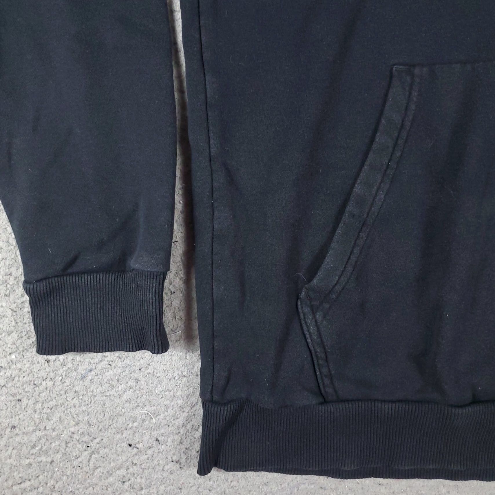 Under Armour Under Armour Hoodie Mens Medium Black Pullover Sweatshirt Sweatshirt Hoodie Sports Modern American Logo Pattern Solid Knit Size US M / EU 48-50 / 2 - 4 Thumbnail