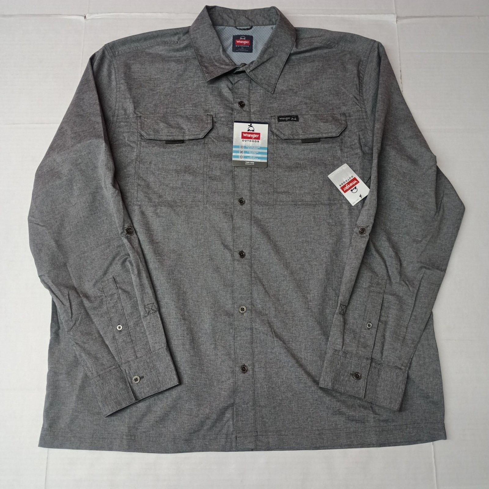 Wrangler Wrangler Men's XL Gray Thru Hike Shirt Vented Roll Tab UPF Size US XL / EU 56 / 4 - 1 Thumbnail