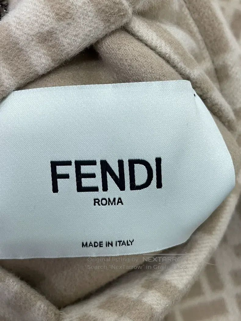 Fendi Fendi Beige Two-Sided Hooded Jacket, One Side Solid Color Size S / US 4 / IT 40 - 5 Thumbnail