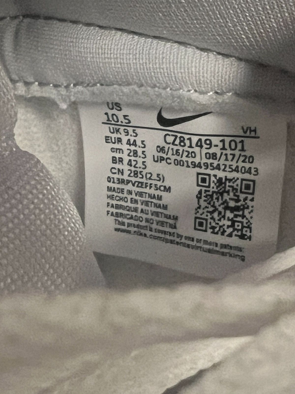 Nike Men’s Nike Dunk High Gray and White Sneakers Size US 10.5 / EU 43-44 - 9 Thumbnail
