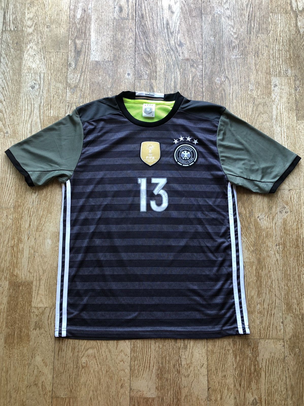 Adidas THOMAS MULLER GERMANY ADIDAS SOCCER FOOTBALL JERSEY Size US S / EU 44-46 / 1 - 1 Thumbnail