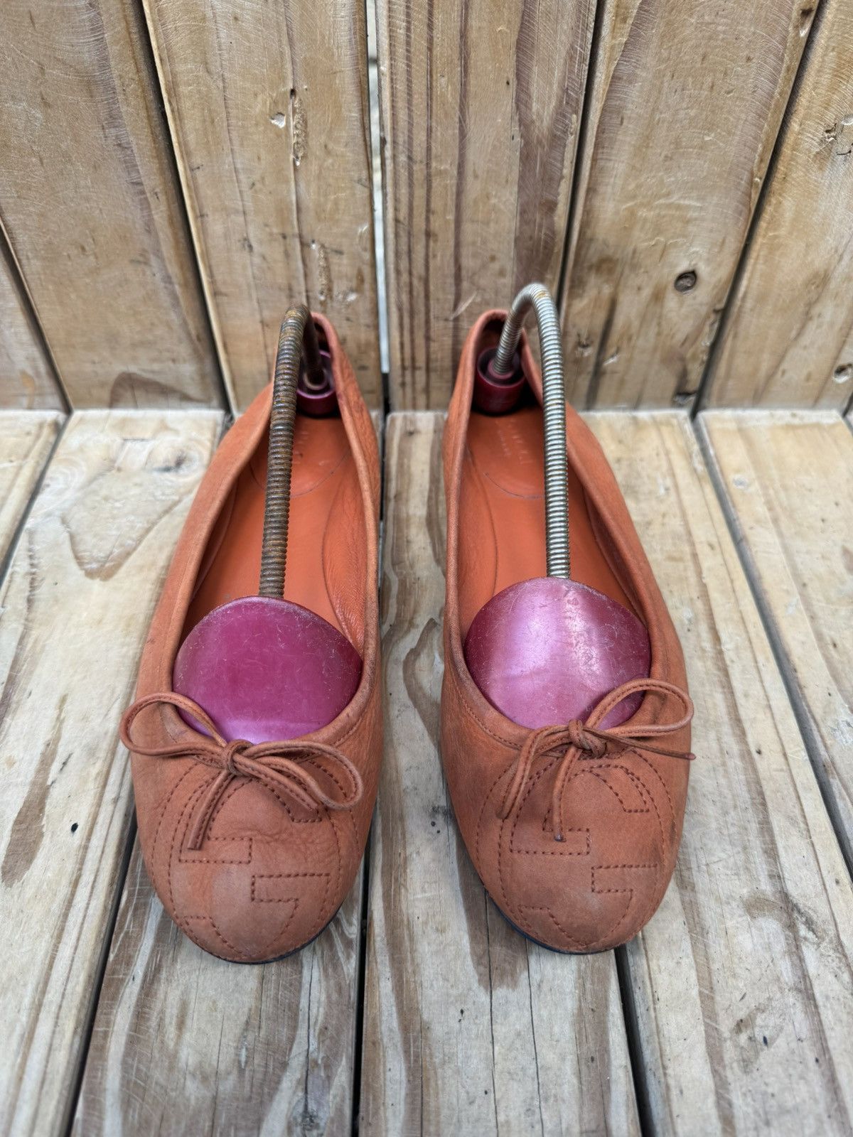 Gucci Gucci Orange women’s leather ballet flats EUR 37 US 7 Size US 7 / IT 37 - 2 Thumbnail