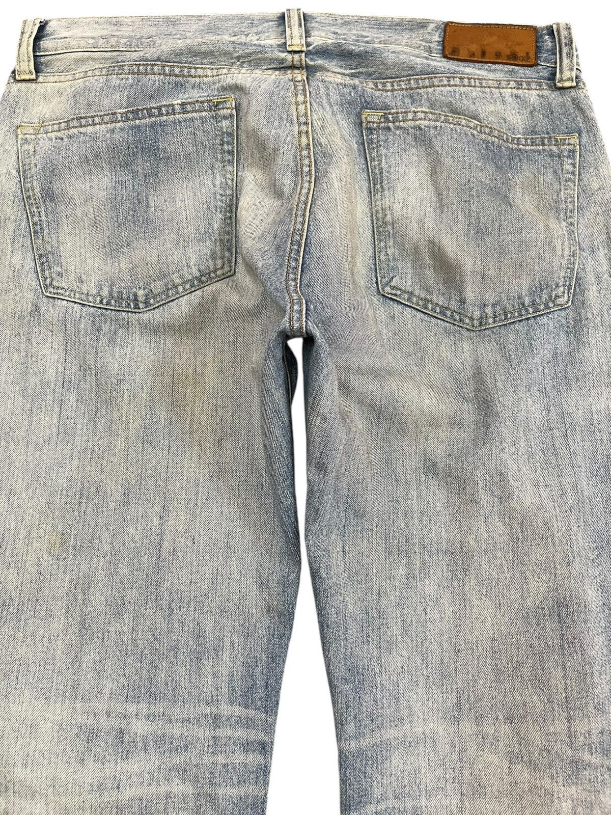 Jun Takahashi × Uniqlo Vintage Uniqlo S002 Baggy Faded Distressed Denim Size US 36 / EU 52 - 6 Thumbnail