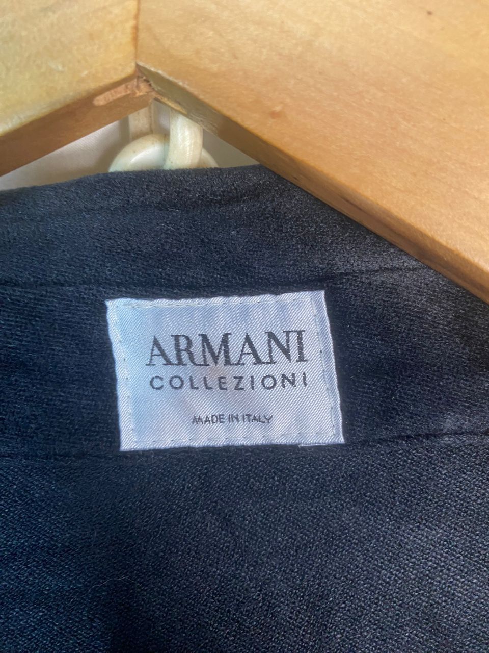 Armani Collezioni Armani collezioni multipocket velvet shirt Size US M / EU 48-50 / 2 - 5 Thumbnail