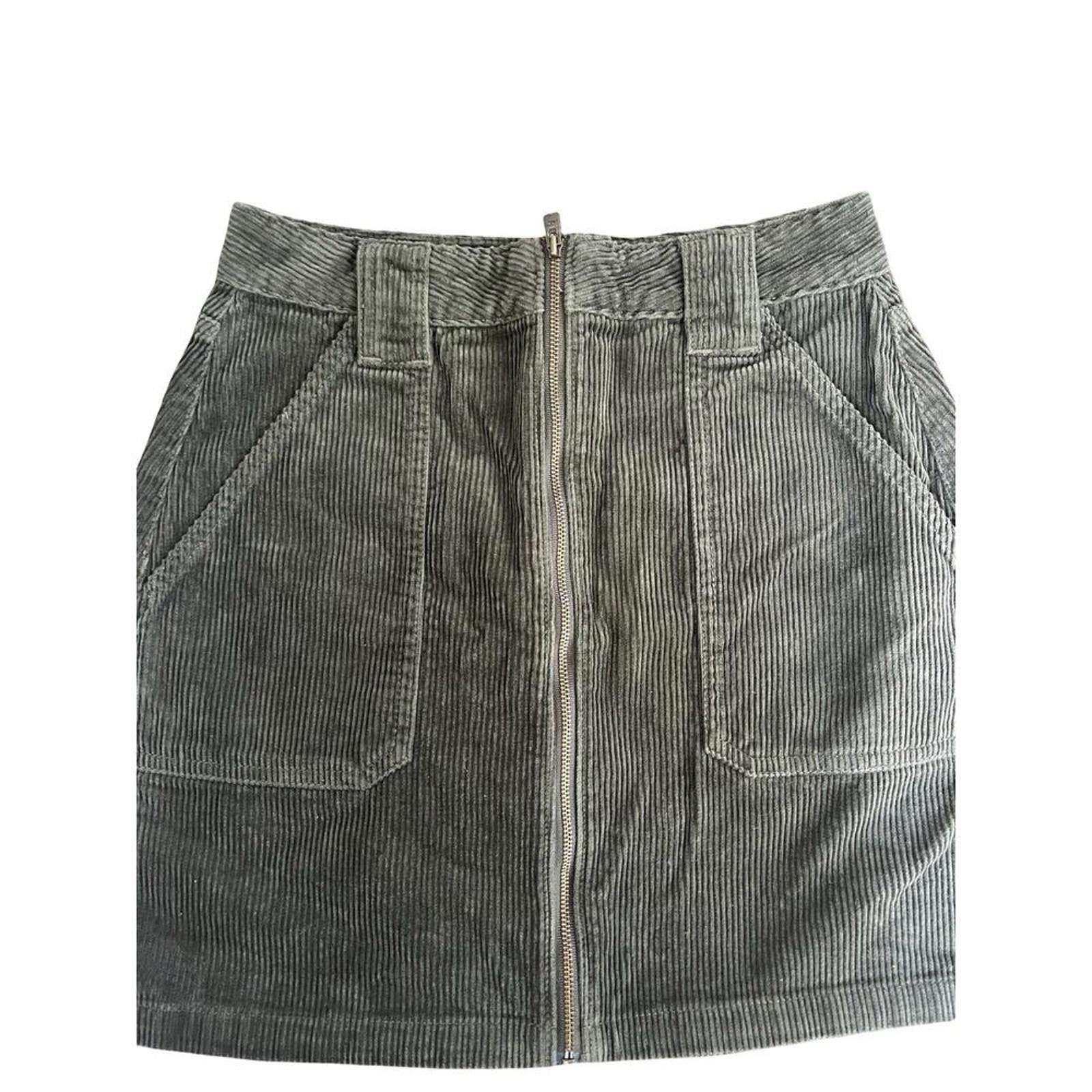 Other Hollister Chic Olive Green Corduroy Mini Skirt Size 28" / US 6 / IT 42 - 3 Thumbnail
