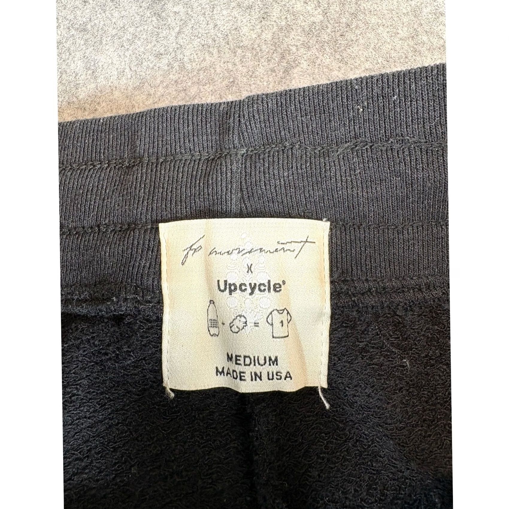 Free People VINTAGE Free People Movement Upcycle Jogger Sweatpants Womens Medium Black Athletic USA Size 32" / US 10 / IT 46 - 3 Thumbnail