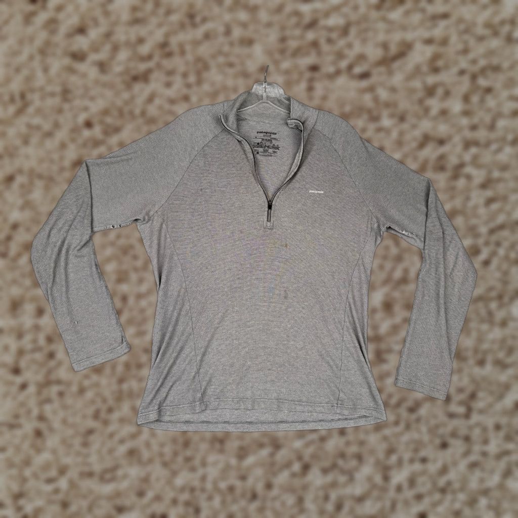 Patagonia Patagonia Shirt Women Medium Gray Capilene 2 Polyester 1/4 Zip Long Sleeve Womens Size M / US 6-8 / IT 42-44 - 1 Thumbnail