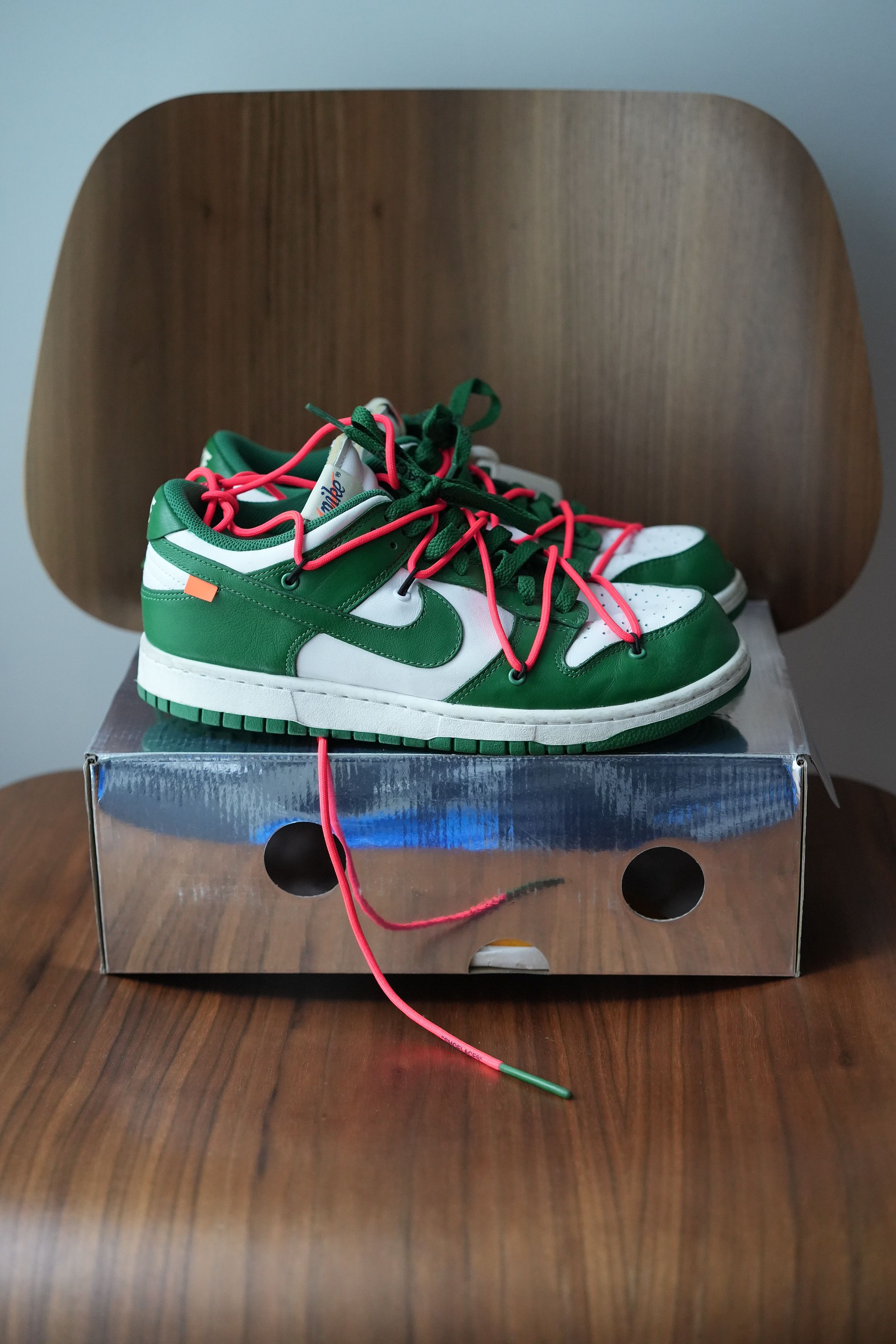 Nike x Off-White Dunk Low Pine Green - Main Image