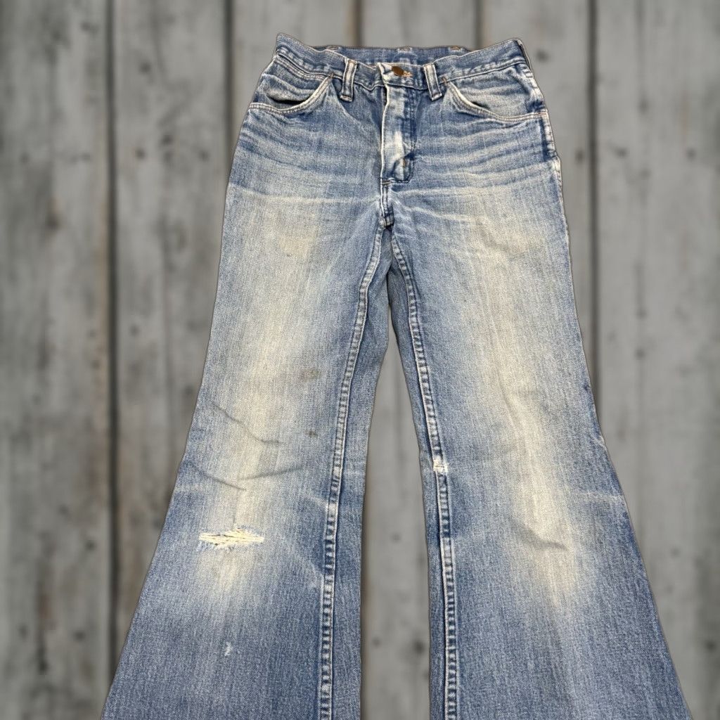 VINTAGE Wrangler Bell Bottom Flare Jeans Blue 28x32 1970s Denim Bell Bottom Western Grunge Mens