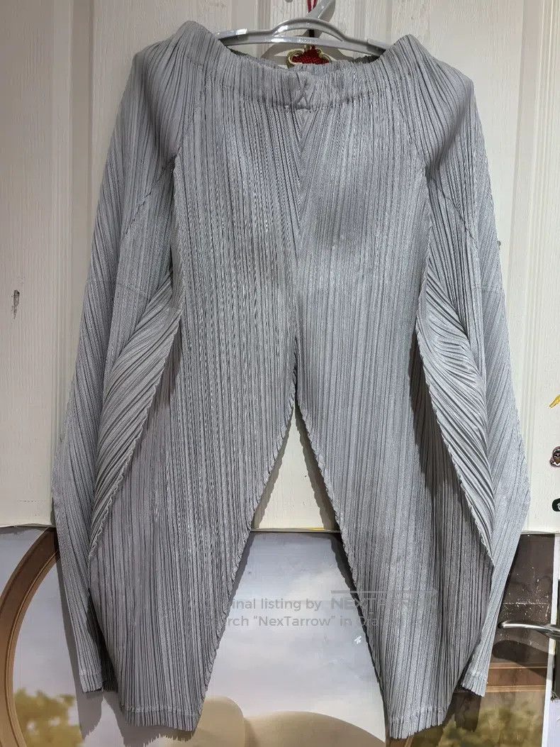 Issey Miyake Issey Miyake Light Gray Pants Size 25" / US 0 / IT 36 - 1 Thumbnail