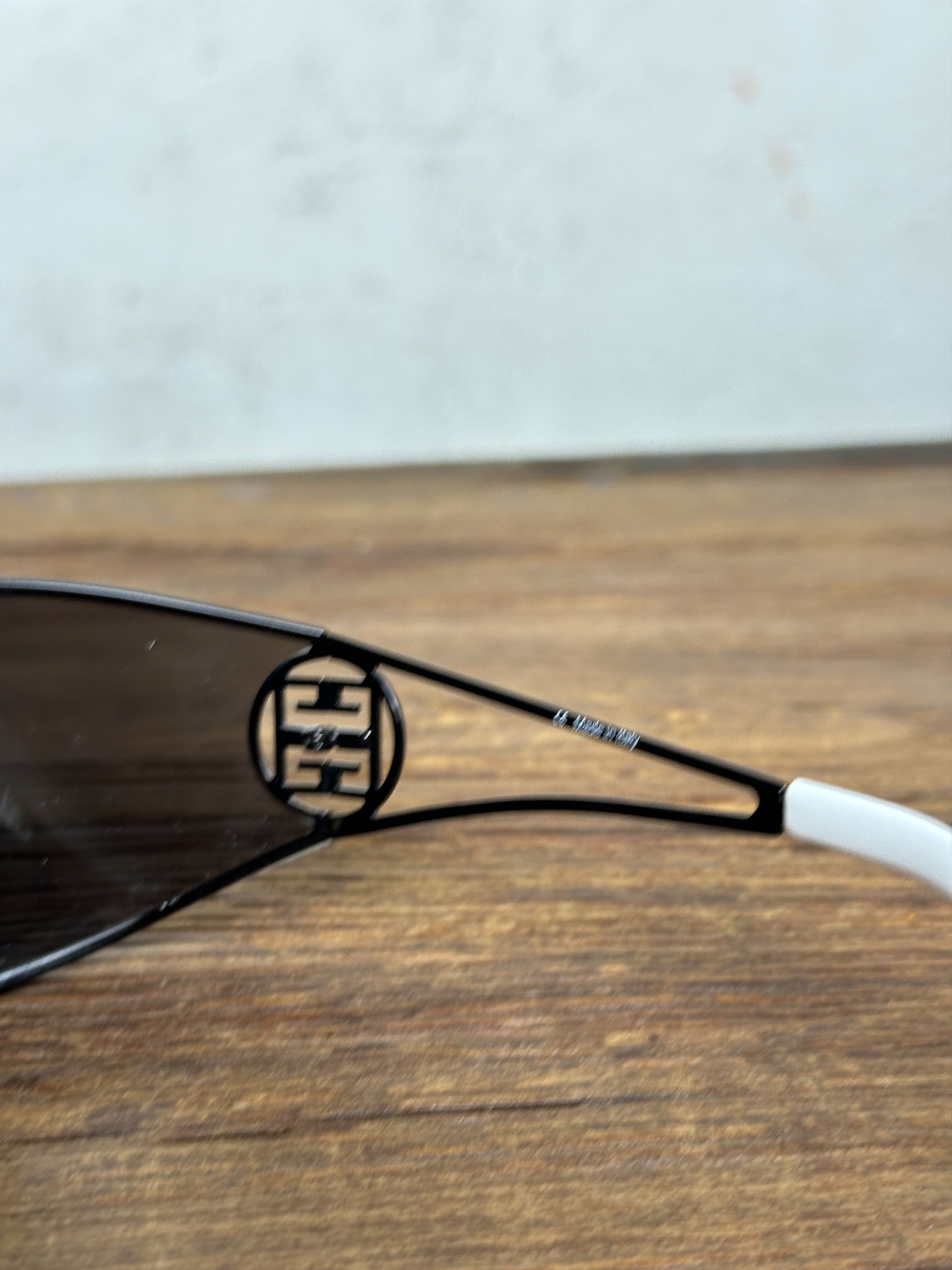 Givenchy Givenchy Vintage Sunglasses Size ONE SIZE - 6 Thumbnail