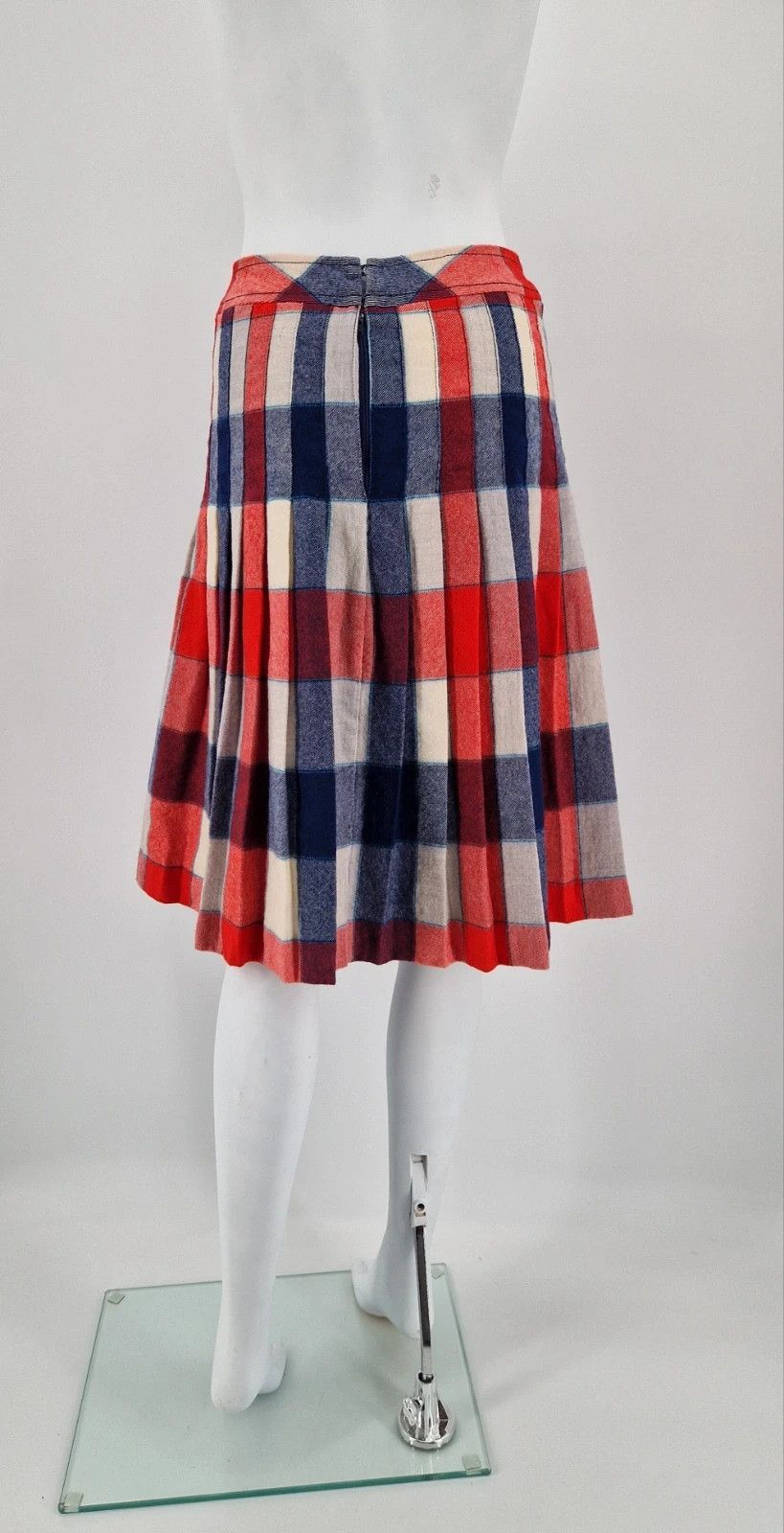 Celine Celine Vintage Horsebit Pleated Skirt Size 27" / US 4 / IT 40 - 5 Thumbnail