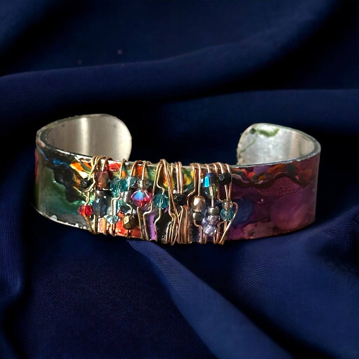 Other Handmade tie dye wire wrapped charm bangle cuff bracelet Size ONE SIZE - 1 Thumbnail