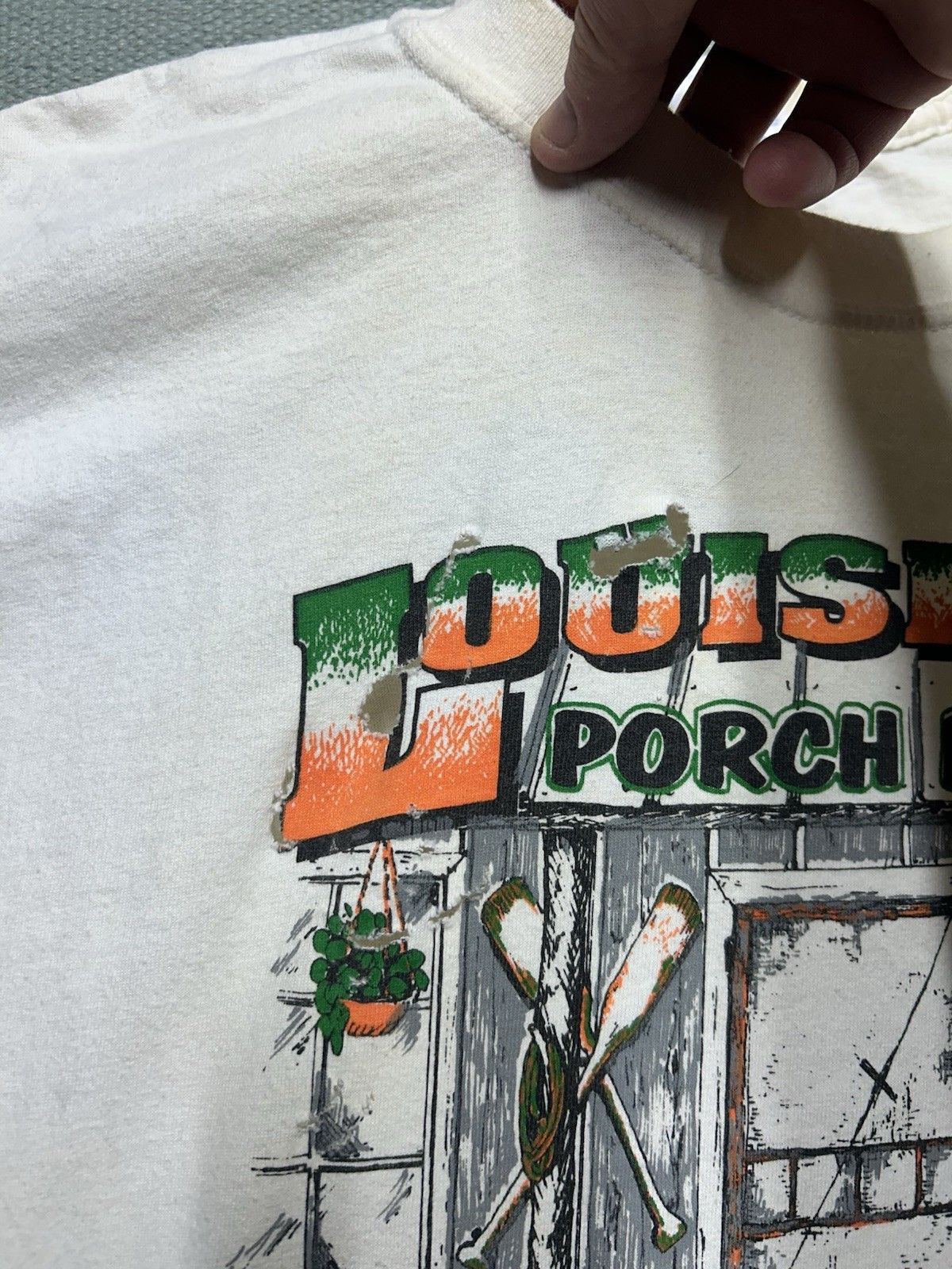 Vintage Vtg t shirt Louisiana porch puppies crocodile distress XL Size US XL / EU 56 / 4 - 3 Thumbnail