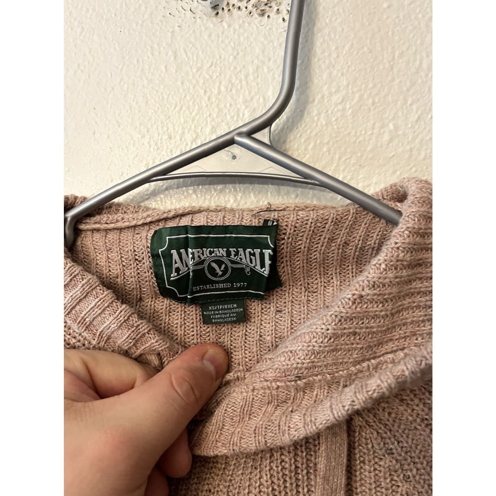 American Eagle Outfitters American Eagle Unisex XS Pink Hoodie Knit Pocket Casual Lounge Cozy Sweater Size XS / US 0-2 / IT 36-38 - 2 Thumbnail