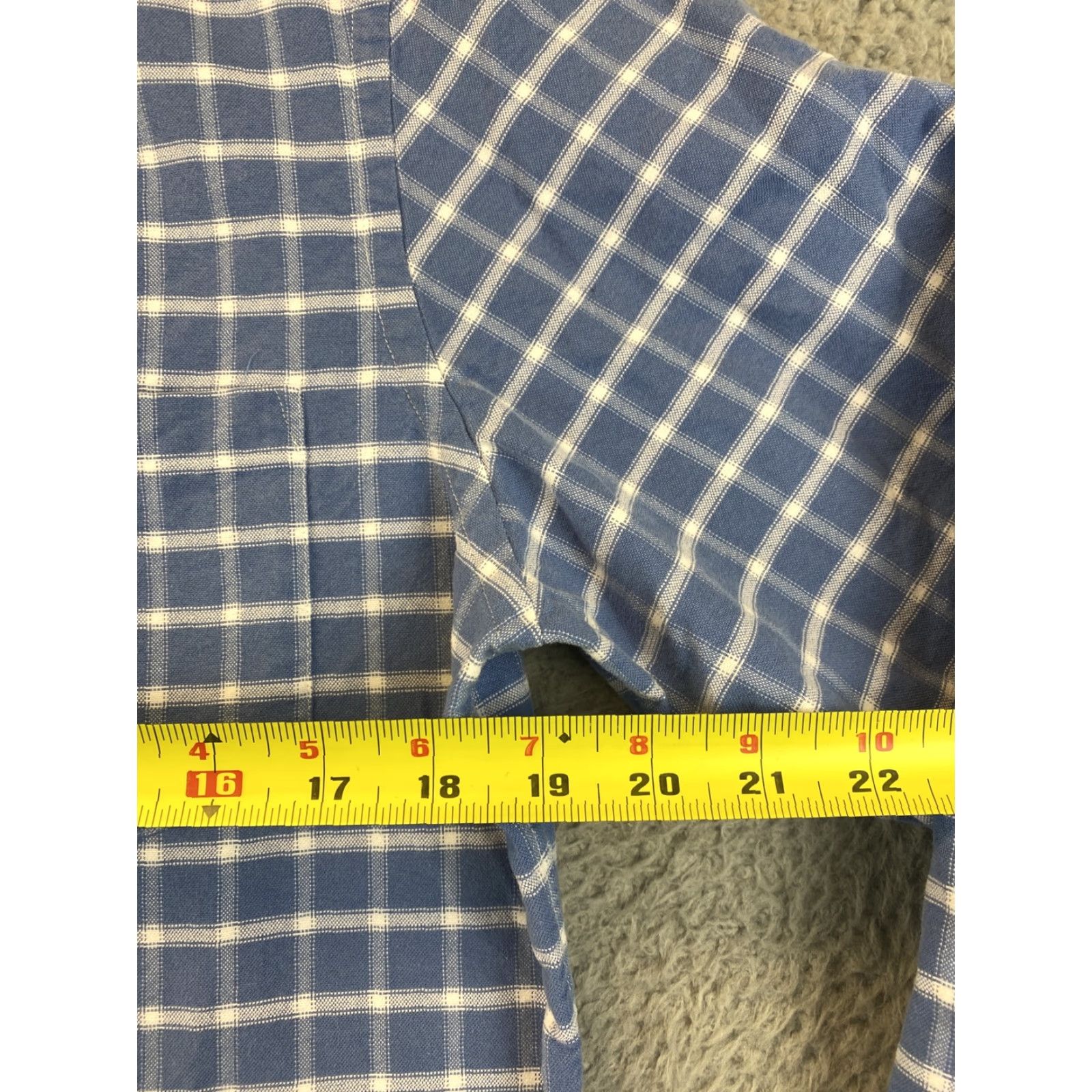 Charles Tyrwhitt Charles Tyrwhitt Classic Fit Long Sleeve Button Down Shirt, Adult Medium, Blue Check, Non-Iron, Mens Size US M / EU 48-50 / 2 - 6 Thumbnail