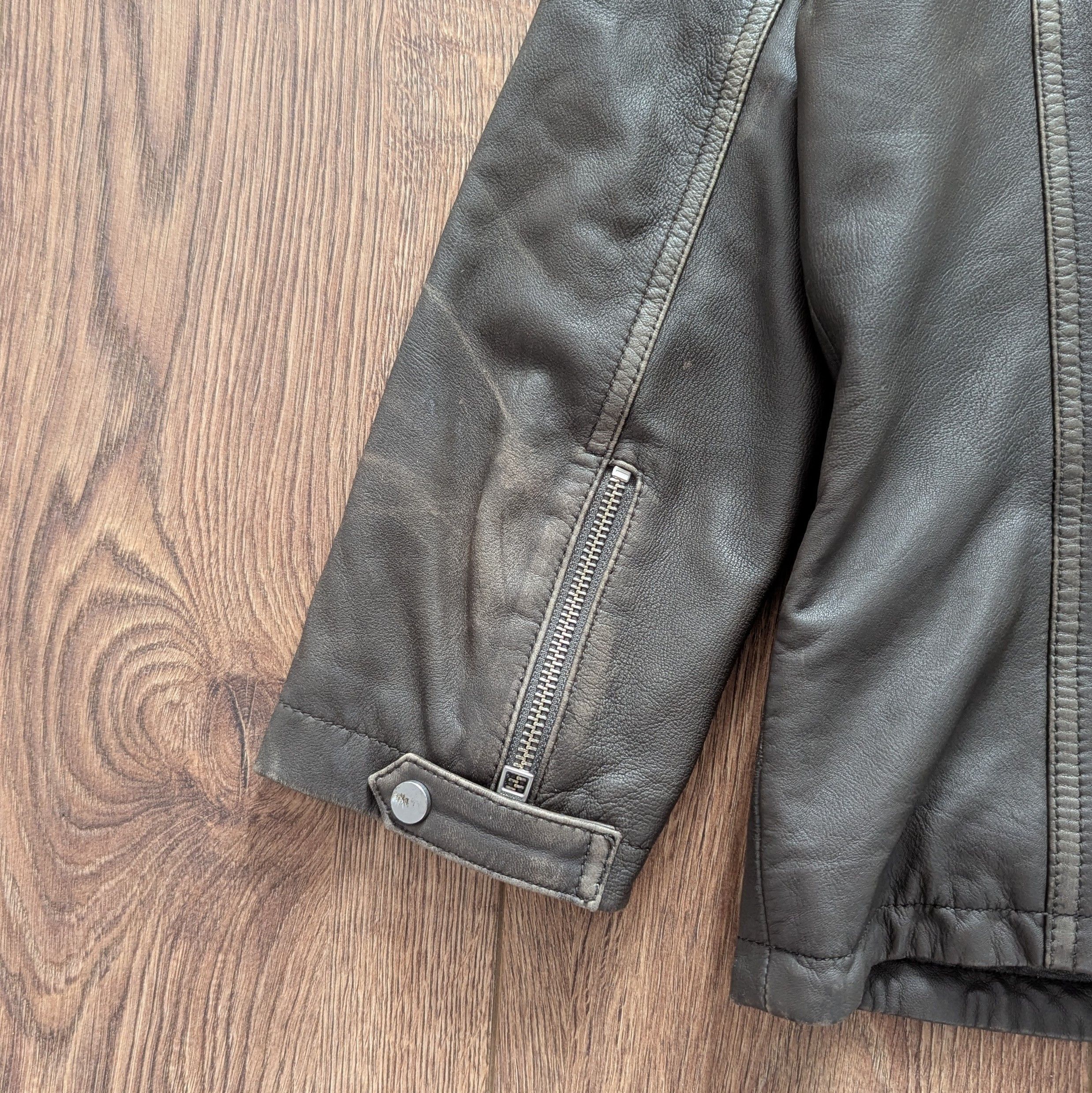 Allsaints ALLSAINTS Cropped Cargo Biker Leather Jacket With Scuffs Size M / US 6-8 / IT 42-44 - 22 Thumbnail