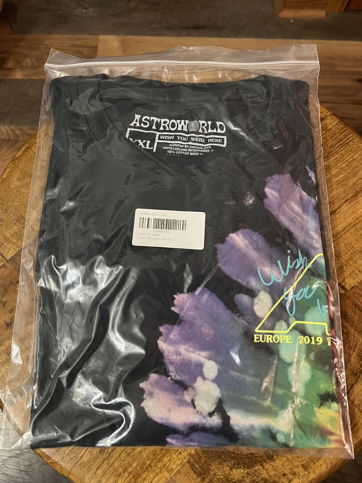 Travis Scott Travis Scott Astroworld Europe tie dye tee Size US XXL / EU 58 / 5 - 3 Thumbnail