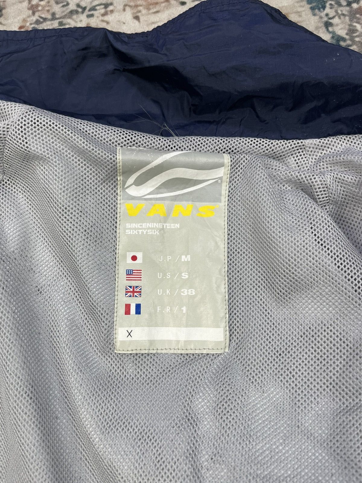 Vans Vans Colorblock Zipper Nylon Windbreaker Jacket Size US S / EU 44-46 / 1 - 14 Thumbnail