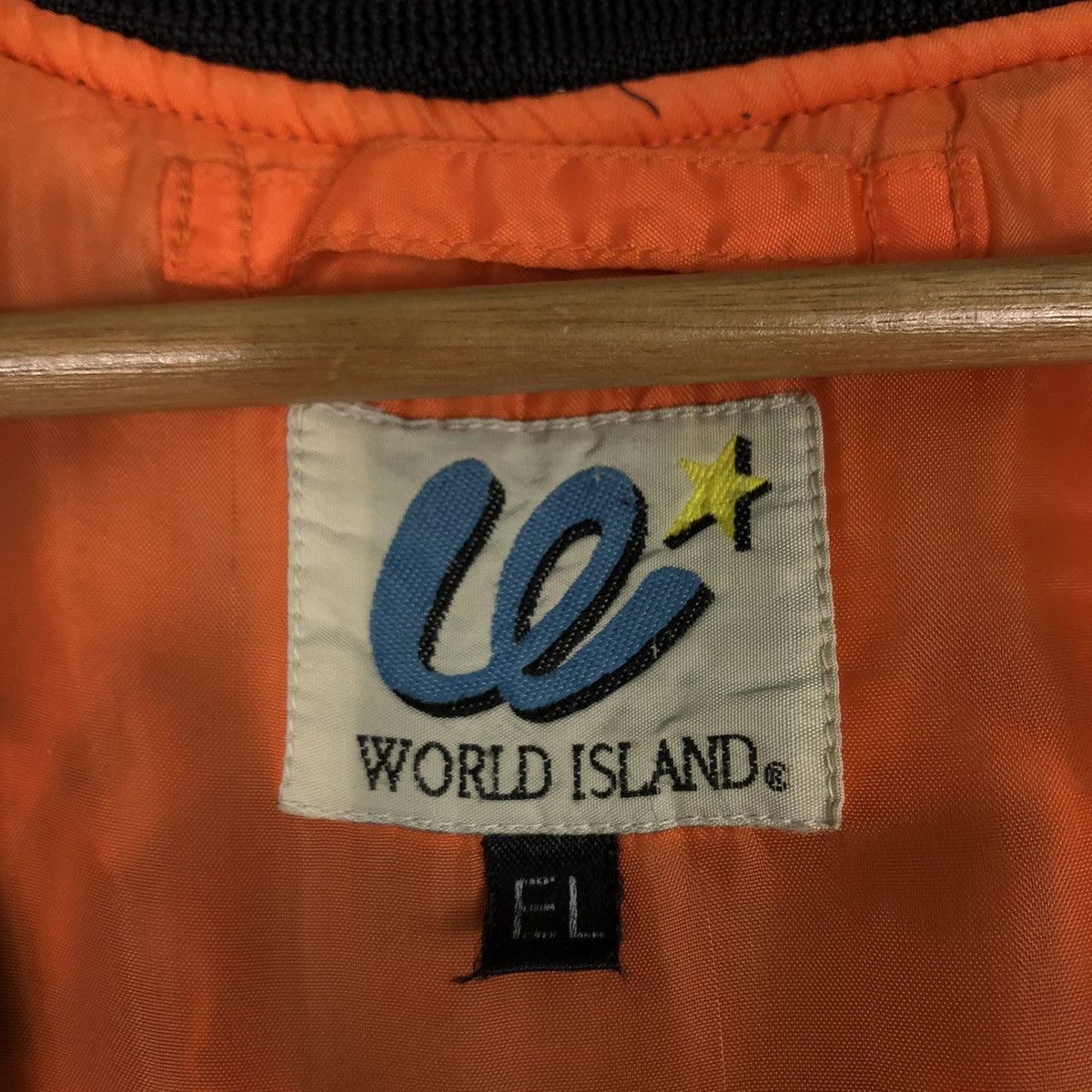 Japanese Brand 🔥Riot Riot Vintage Nylon Bomber Jacket World Island Size US L / EU 52-54 / 3 - 16 Thumbnail