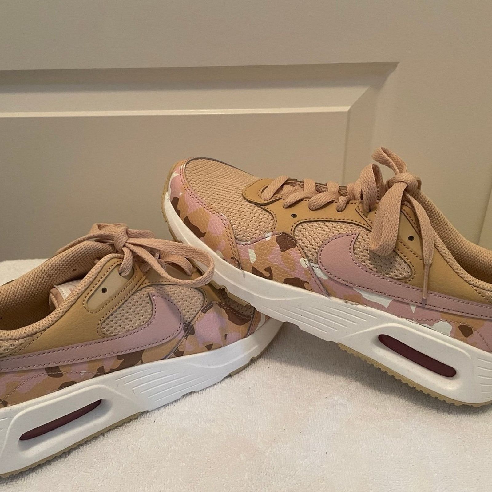 Nike Nike Air Max Pink/Beige Camo Sneaker - Women’s Size 7.5 Size US 7.5 / IT 37.5 - 2 Thumbnail