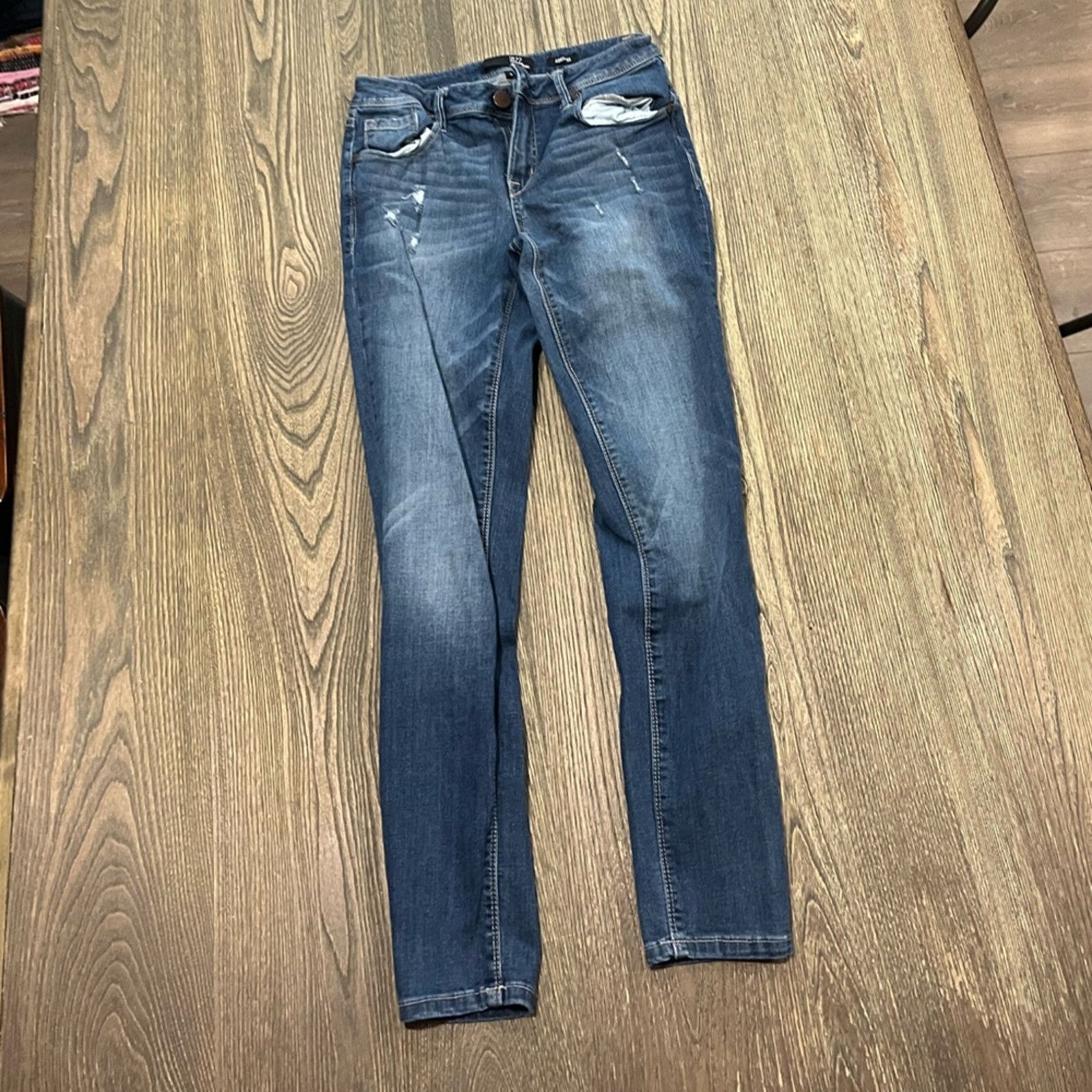 Vintage 1822 Adrianna Skinny Jeans Low Rise Pockets Distressed Siz 4 Size 27" / US 4 / IT 40 - 1 Thumbnail