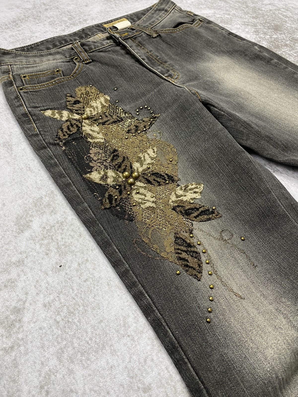 Hysteric Glamour × Japanese Brand × KMRii 2000s realnut superflare studed jeans Size US 28 / EU 44 - 4 Thumbnail