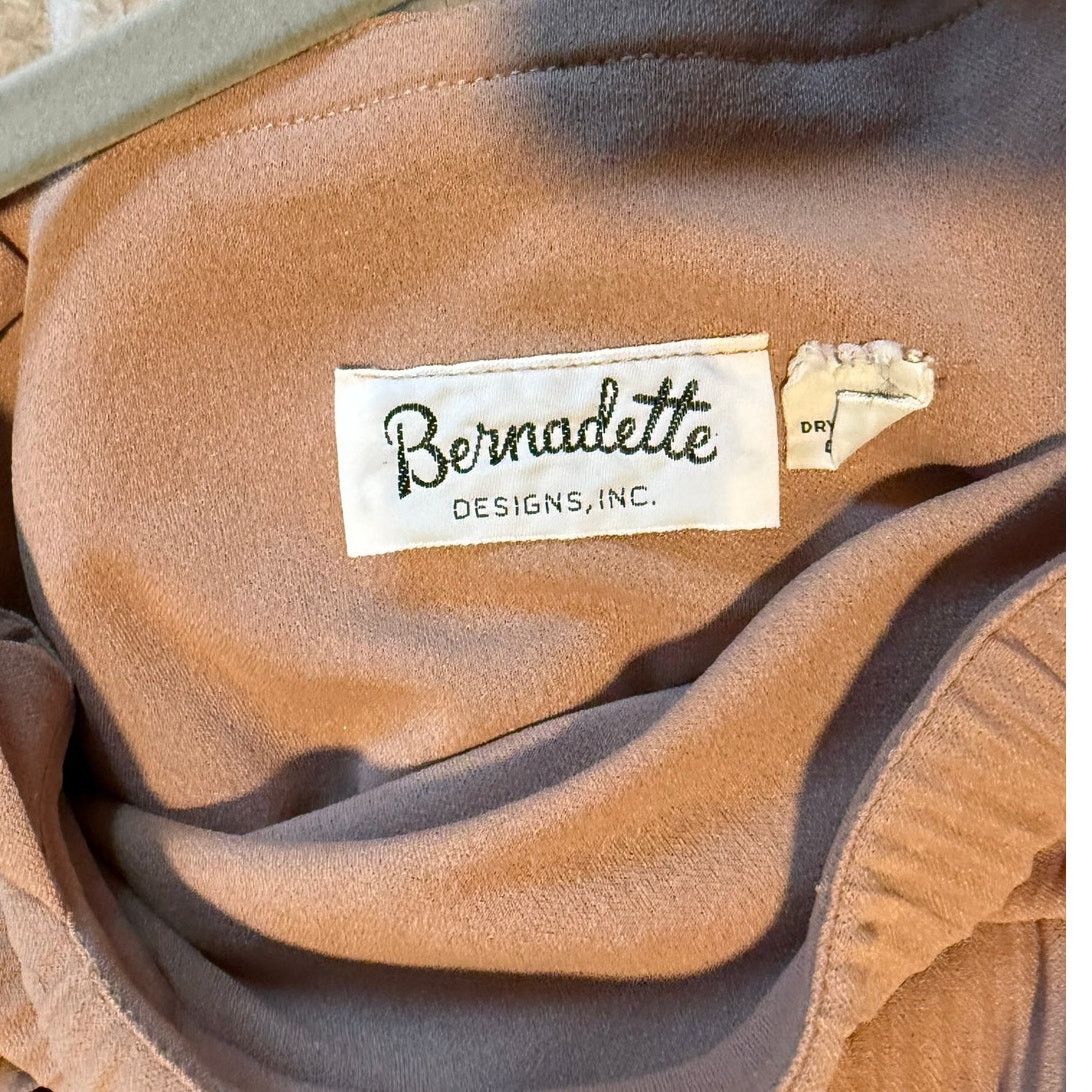 BERNADETTE Vintage Bernadette Designs Beige Pleated Maxi Dress. Sz Sml Size S / US 4 / IT 40 - 10 Thumbnail