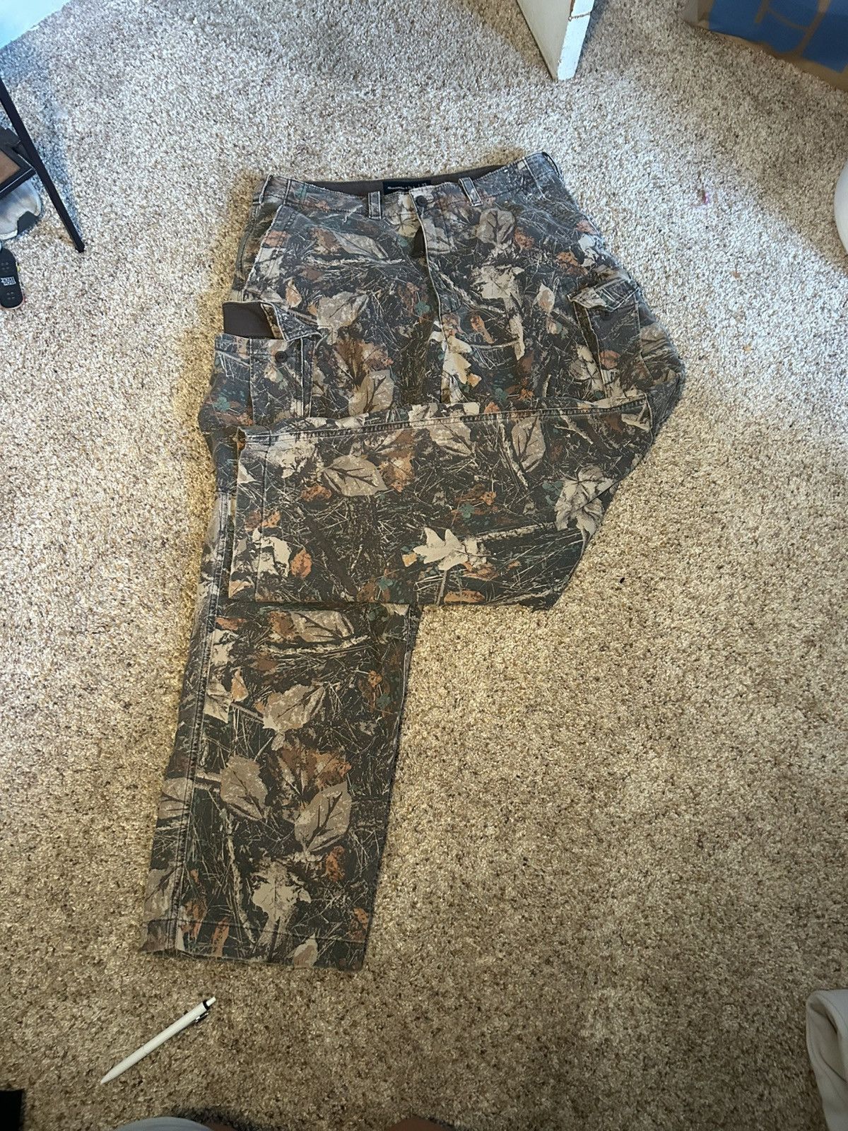 Abercrombie & Fitch Abercrombie & Fitch Camo cargo pants Size US 33 - 1 Thumbnail