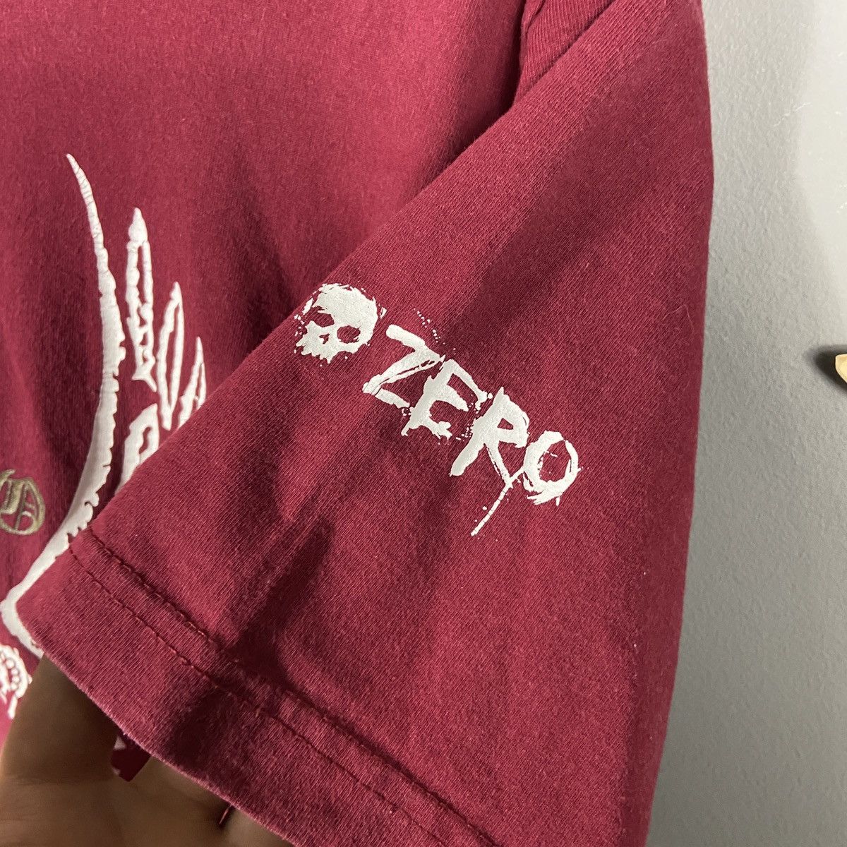 Vintage ZERO Skateboards Skull Wings Graphic T-Shirt Size US M / EU 48-50 / 2 - 6 Thumbnail