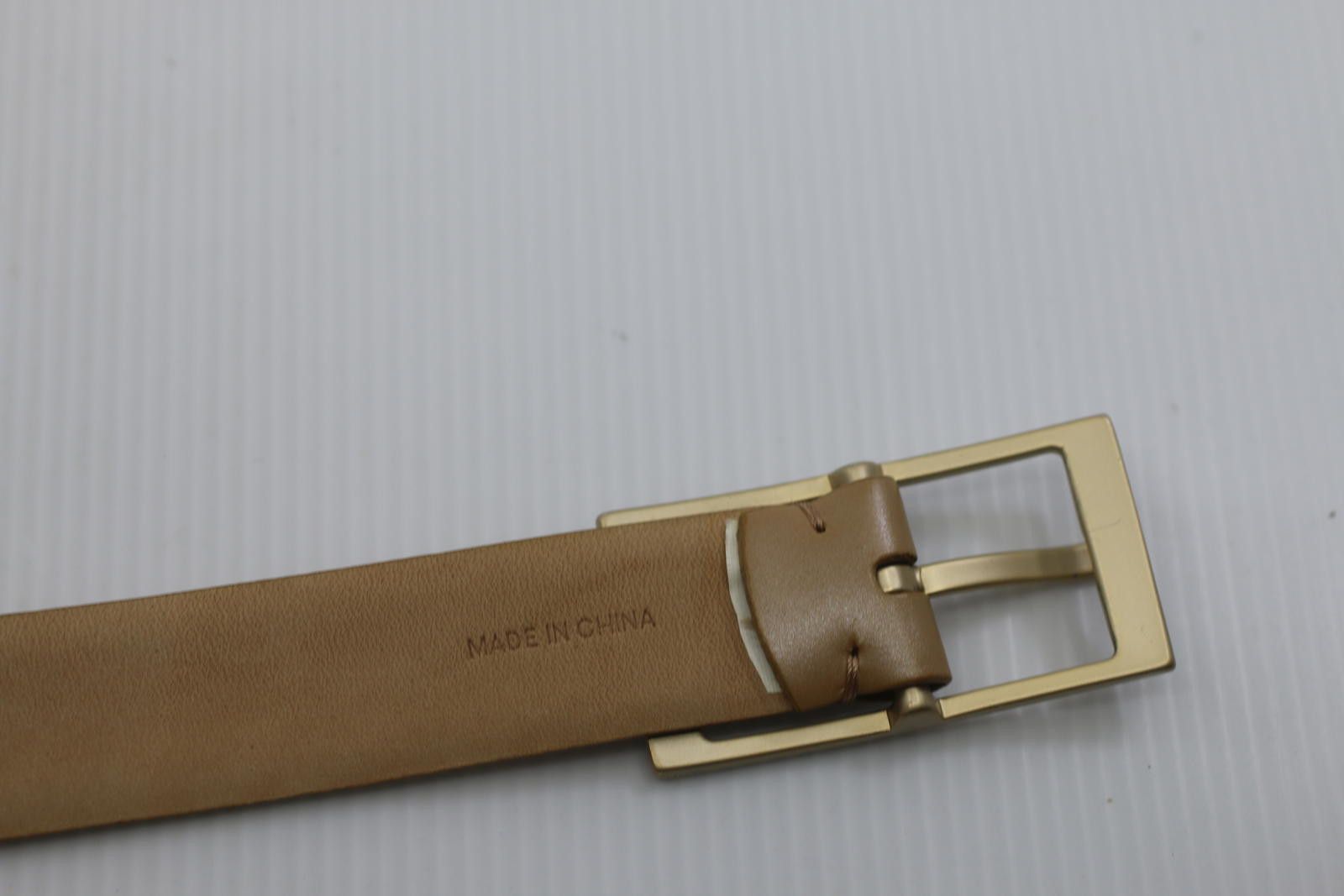 Other Kenneth Cole Genuine Leather Belt Tan Gold Buckle Large Men Size ONE SIZE - 9 Thumbnail