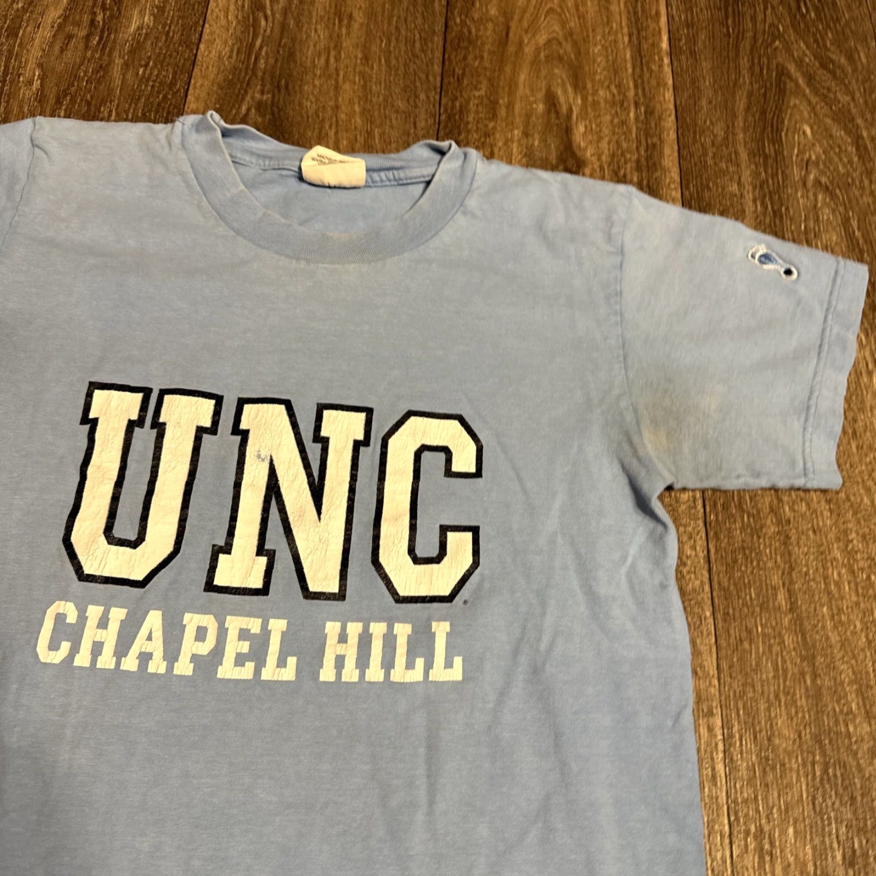 Vintage VINTAGE University of North Carolina Chapel Hill T-Shirt UNC Blue 80s Small Mens Womens Unisex Adults S NCAA Cotton Exchange Size US S / EU 44-46 / 1 - 4 Thumbnail