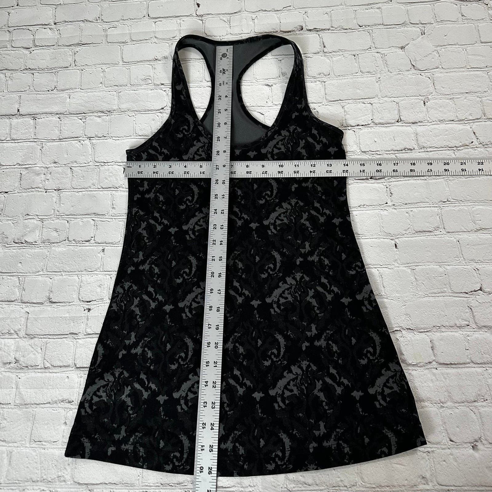 Lululemon lululemon tank top size 6 Size M / US 6-8 / IT 42-44 - 3 Thumbnail