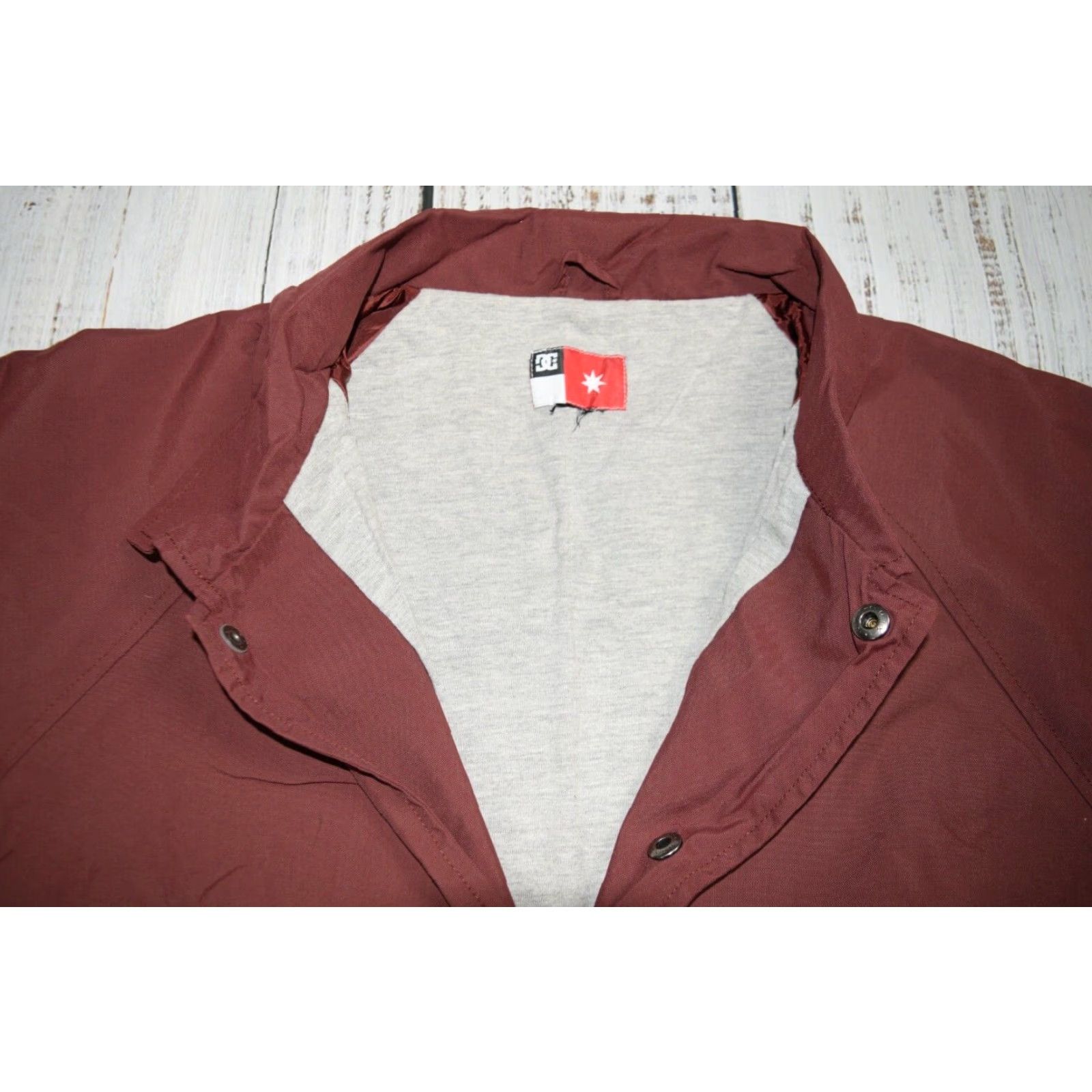 Vintage VINTAGE DC Skateboarding Coach Jacket Mens Cotton Blend Maroon Snap Front Lined Size M, Red, 90s, Workwear, Casual Jacket Size US M / EU 48-50 / 2 - 6 Thumbnail