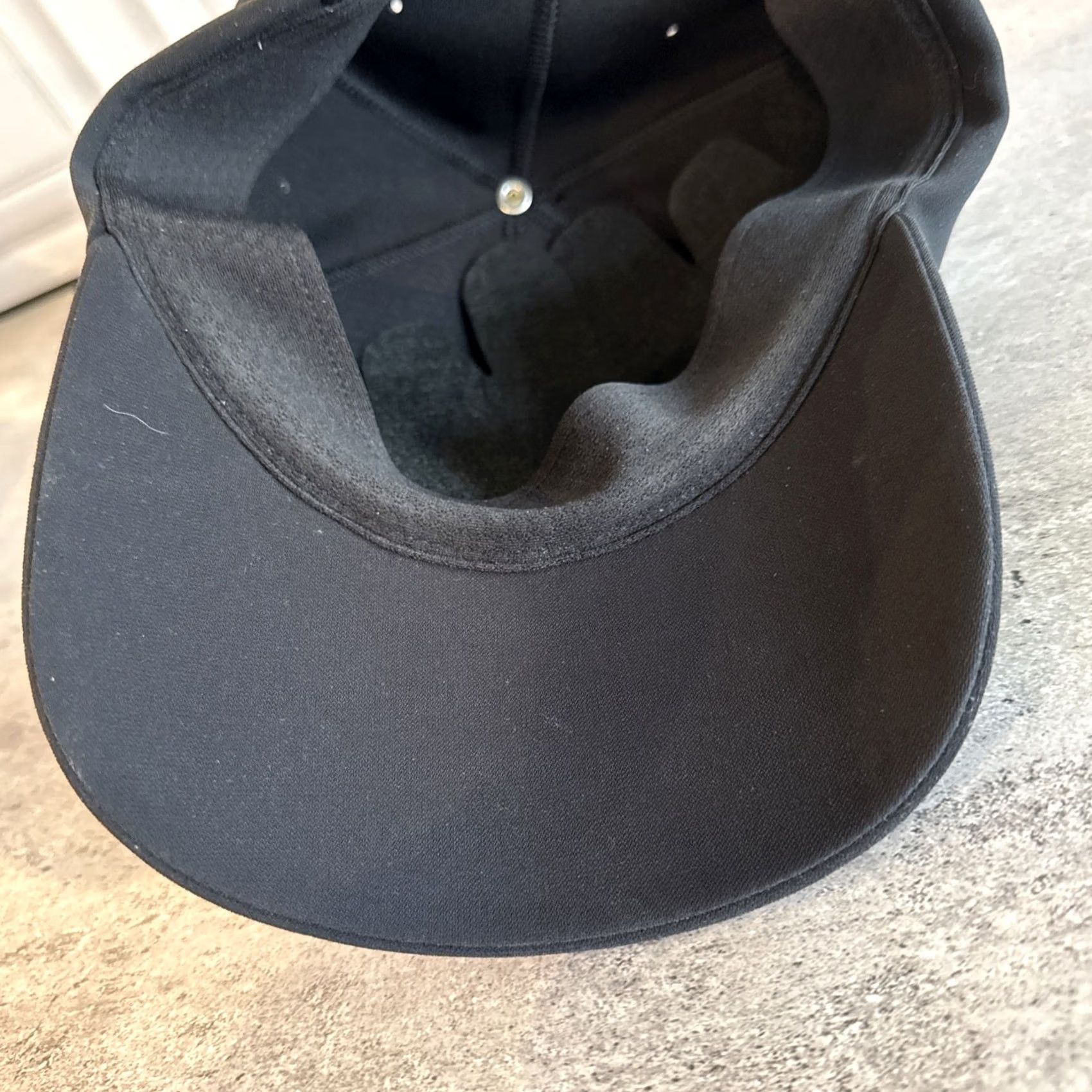 Lululemon Lululemon Baller Hat Cap Black Adjustable Strap Back Soft Performance Workout Size ONE SIZE - 5 Thumbnail