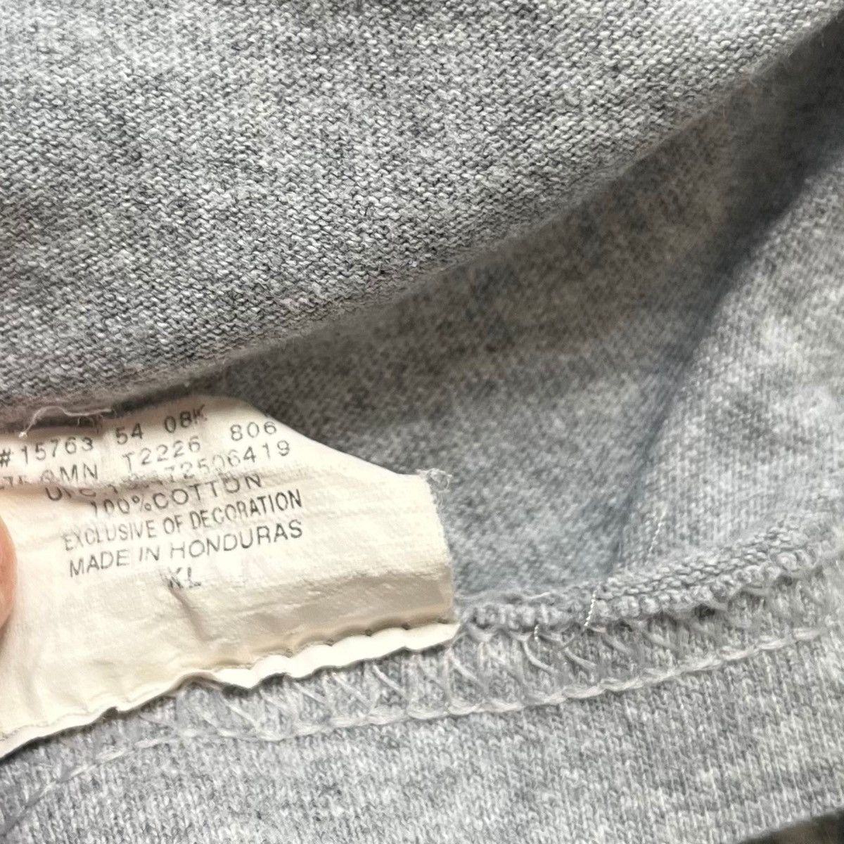 Champion Champion Grey XL T-Shirt Embroidered Logo Vintage Size US XL / EU 56 / 4 - 4 Thumbnail