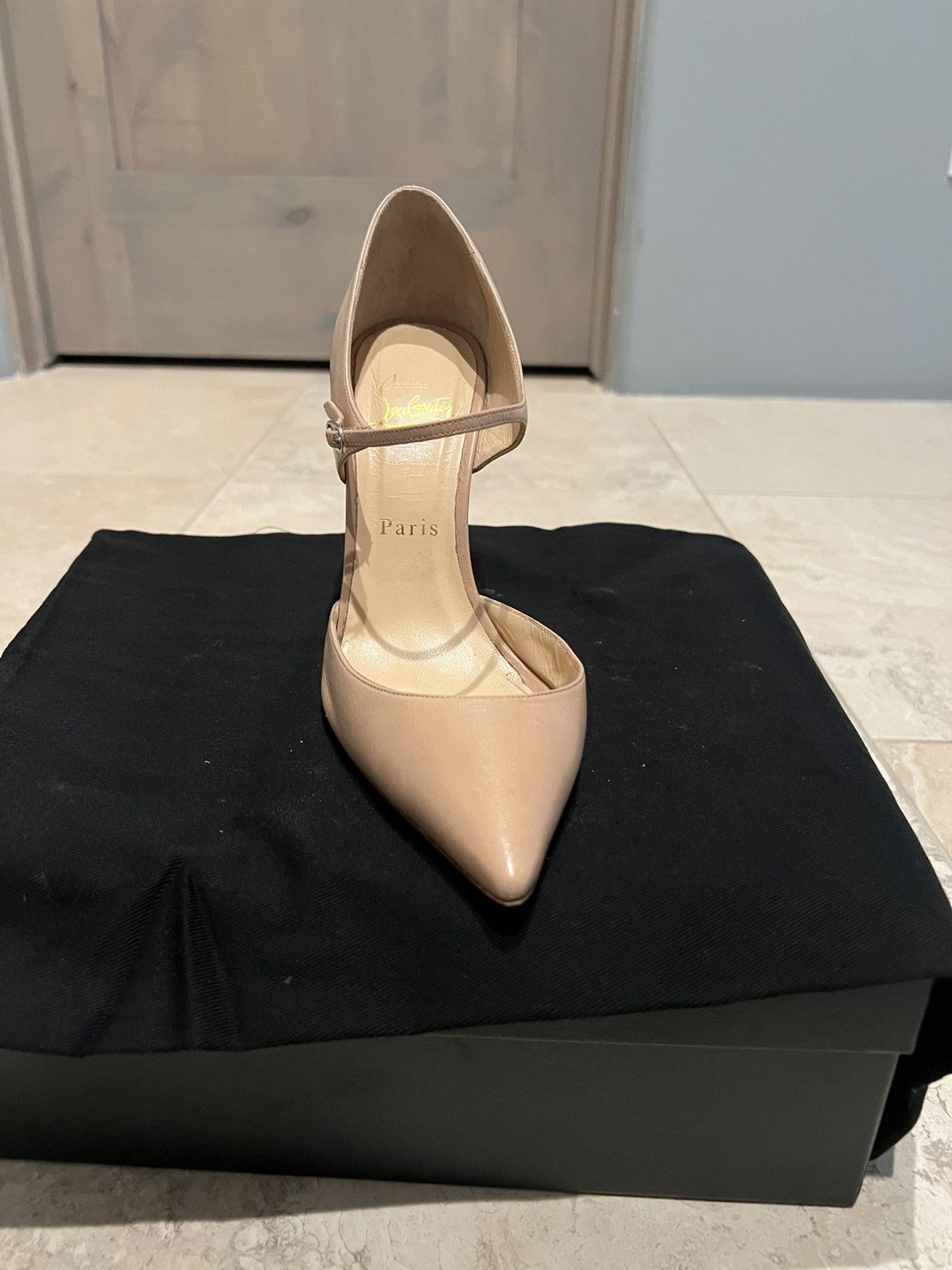 Christian Louboutin Red bottom heels beige Size US 7.5 / IT 37.5 - 4 Thumbnail