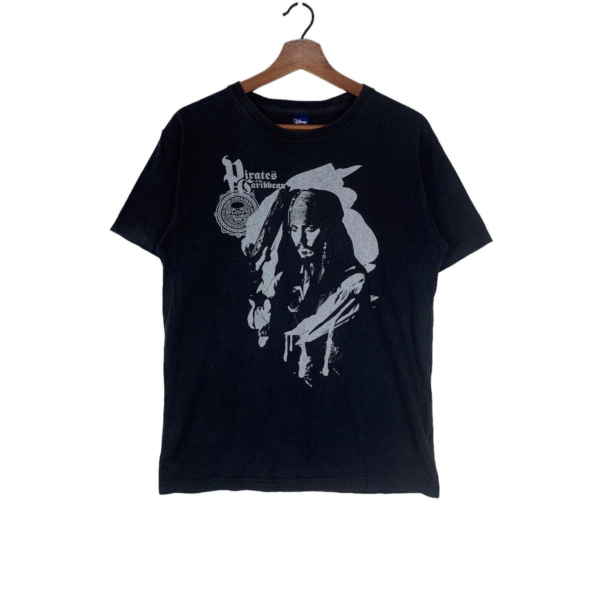 Disney × Vintage Vintage Disney Pirate Of The Caribbean Faded Tee Size US M / EU 48-50 / 2 - 1 Thumbnail