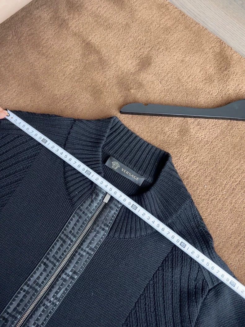 Versace Versace Knitted cardigan jacket Size M / US 6-8 / IT 42-44 - 4 Thumbnail