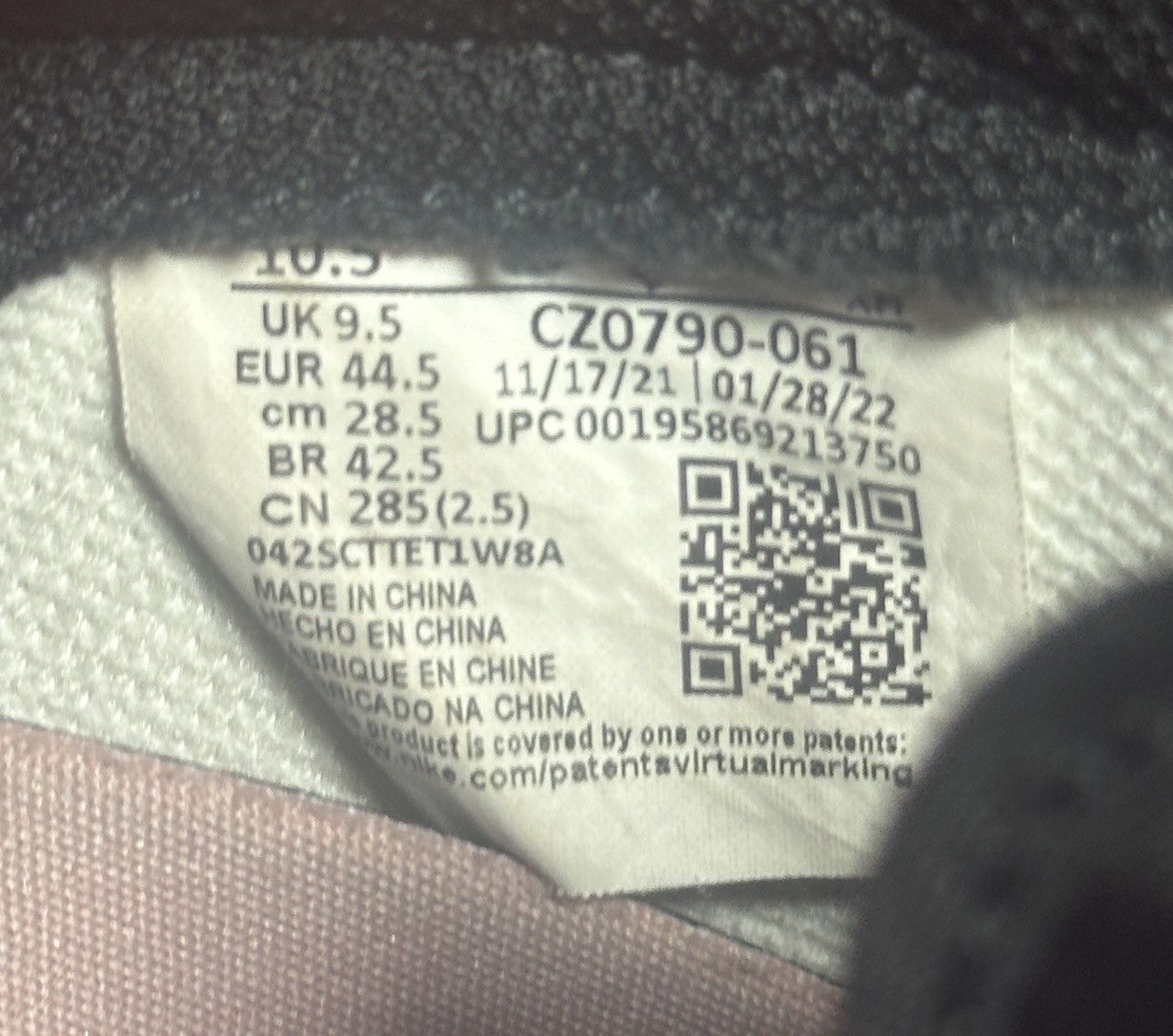Jordan Brand Size 10.5 - Jordan 1 Low OG Bleached Coral Size US 10.5 / EU 43-44 - 7 Thumbnail
