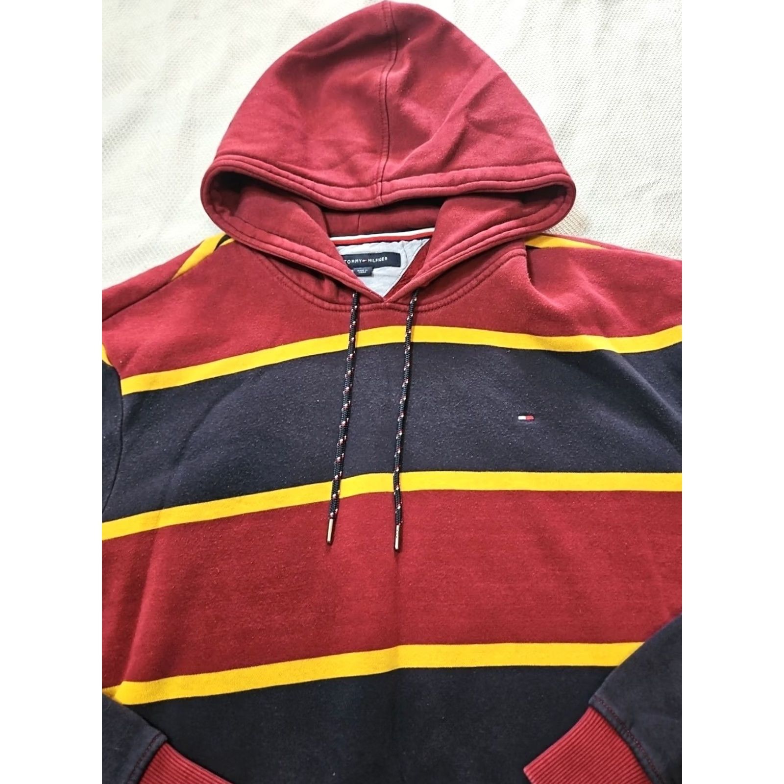 Tommy Hilfiger Tommy Hilfiger Hoodie Mens Large Red Striped Embroidered Logo Preppy Top Size US L / EU 52-54 / 3 - 2 Thumbnail