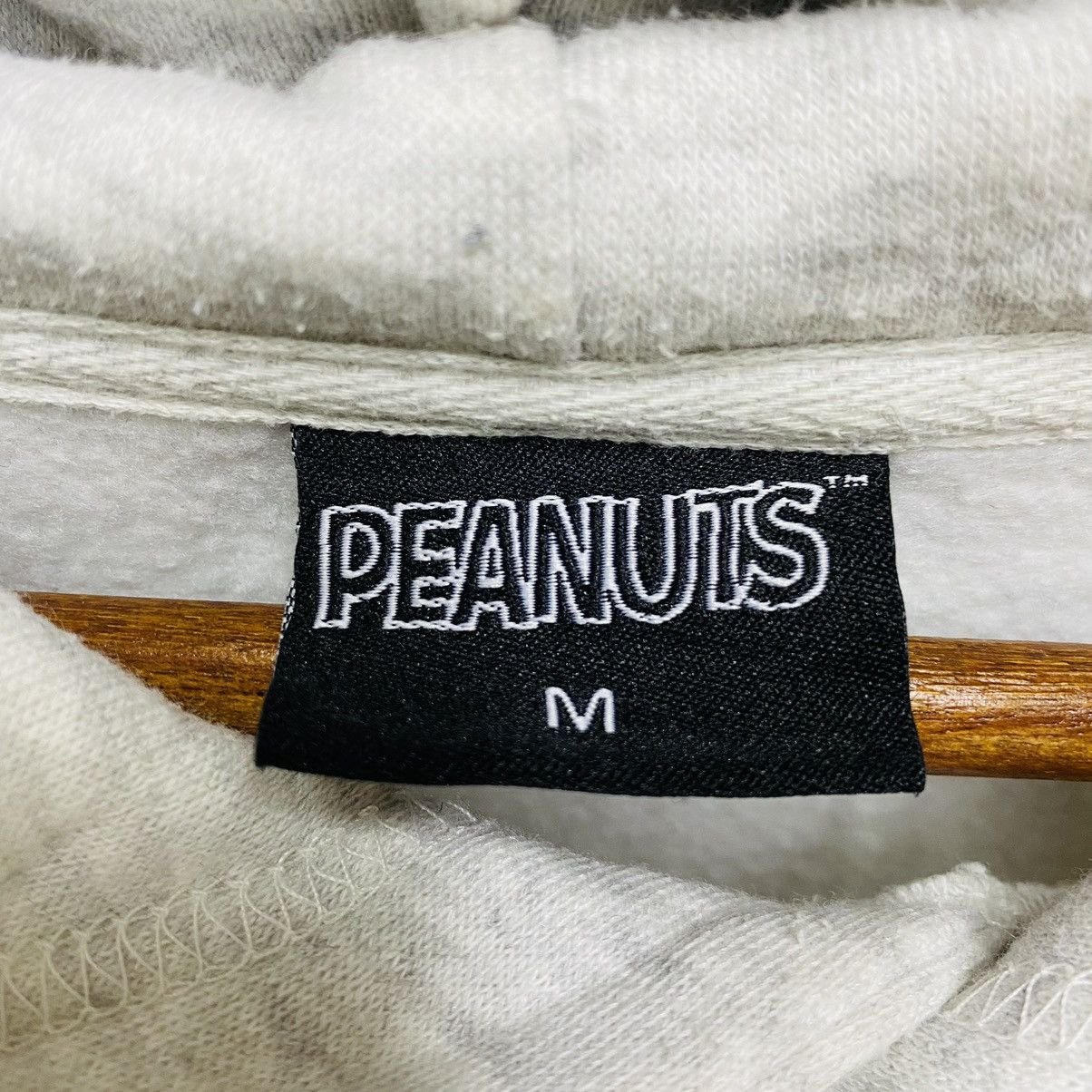 Peanuts Vintage Y2K Peanuts Snoopy Hoodie Gray Medium Size Big Logo Size US M / EU 48-50 / 2 - 7 Thumbnail