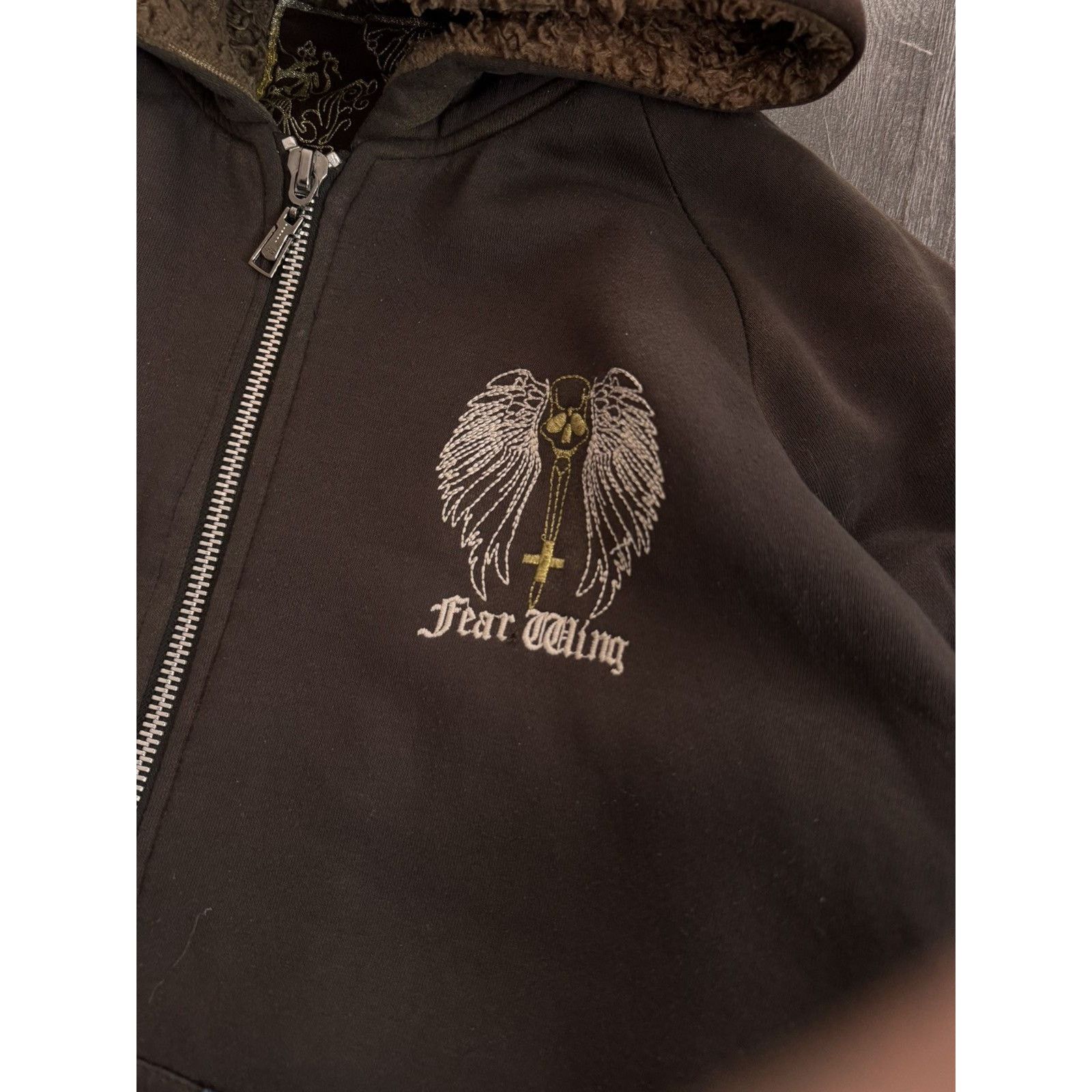 Vintage Y2K Vintage Fear Wing Sunfaded Fur Hoodie Size US L / EU 52-54 / 3 - 5 Thumbnail