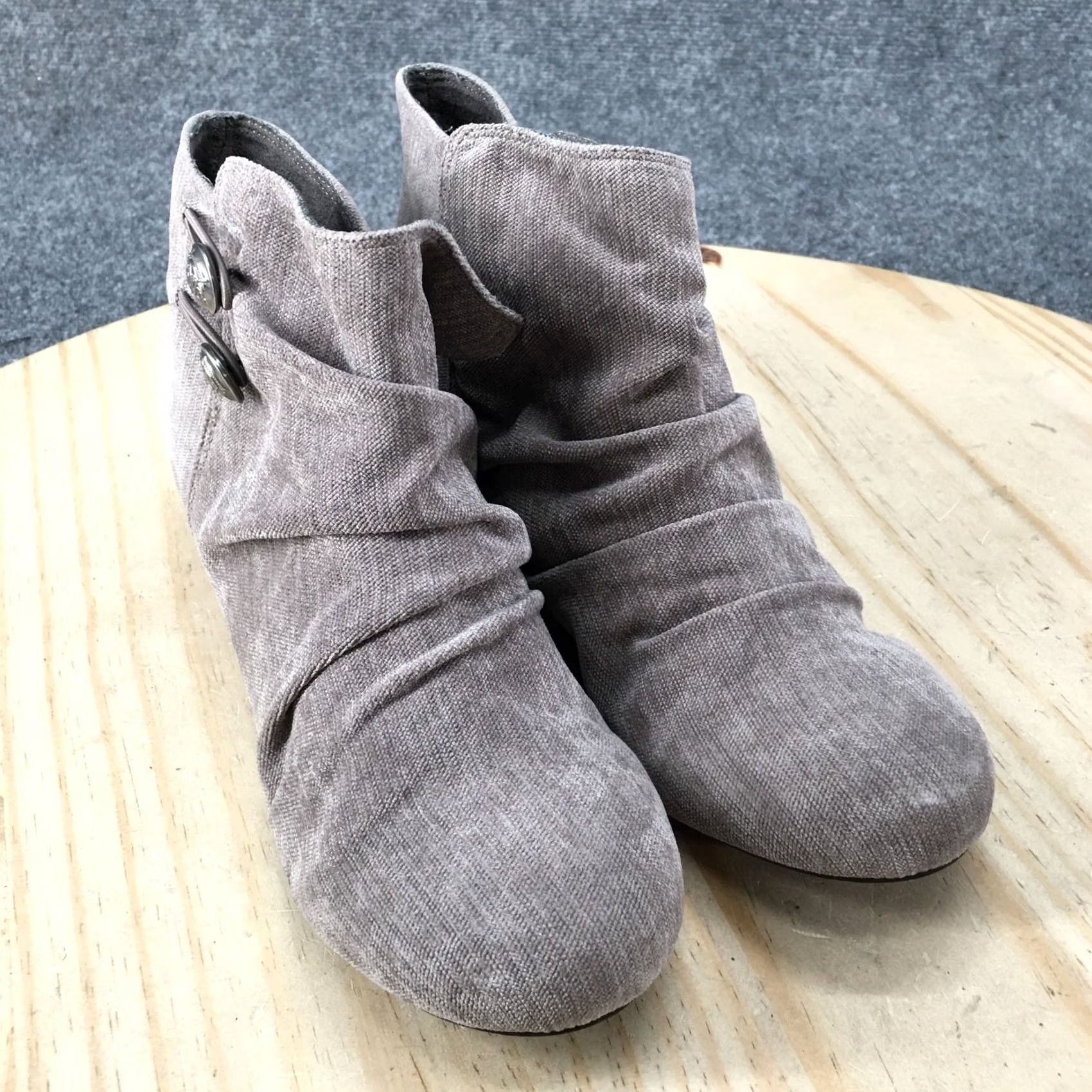 Vintage Rocket Dog Boots Womens 8 M Ankle Booties Button Slouch Comfort Gray Shoes Women Boots Size US 8 / IT 38 - 3 Thumbnail