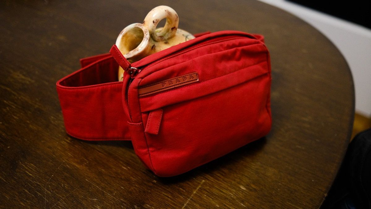 Prada Prada – Red Nylon Belt Bag / Waist Bag Size ONE SIZE - 5 Thumbnail