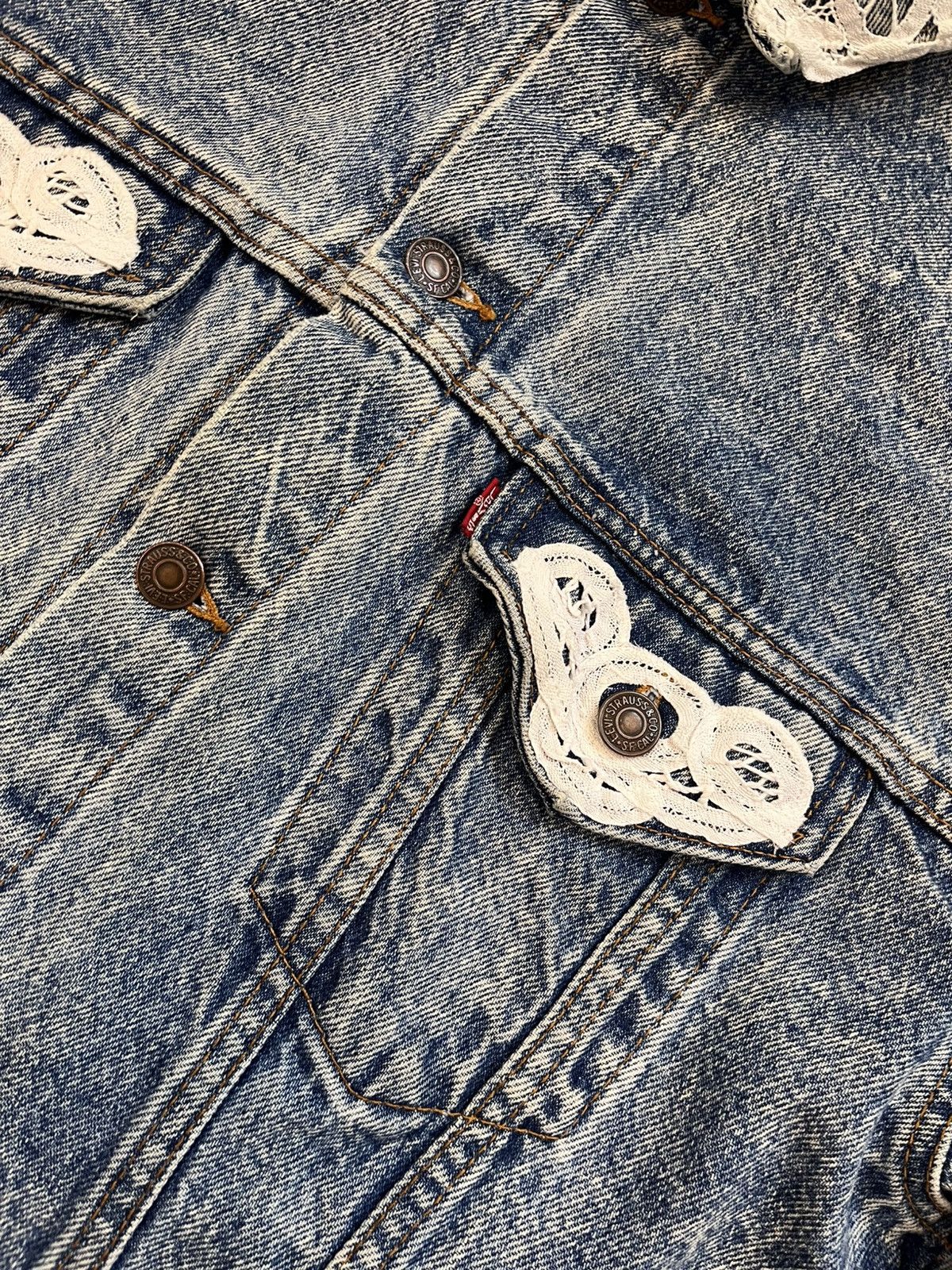 Handmade × Levi's × Vintage Vintage Levis Denim Jacket hand made distressed 90s Size XL / US 12-14 / IT 48-50 - 7 Thumbnail