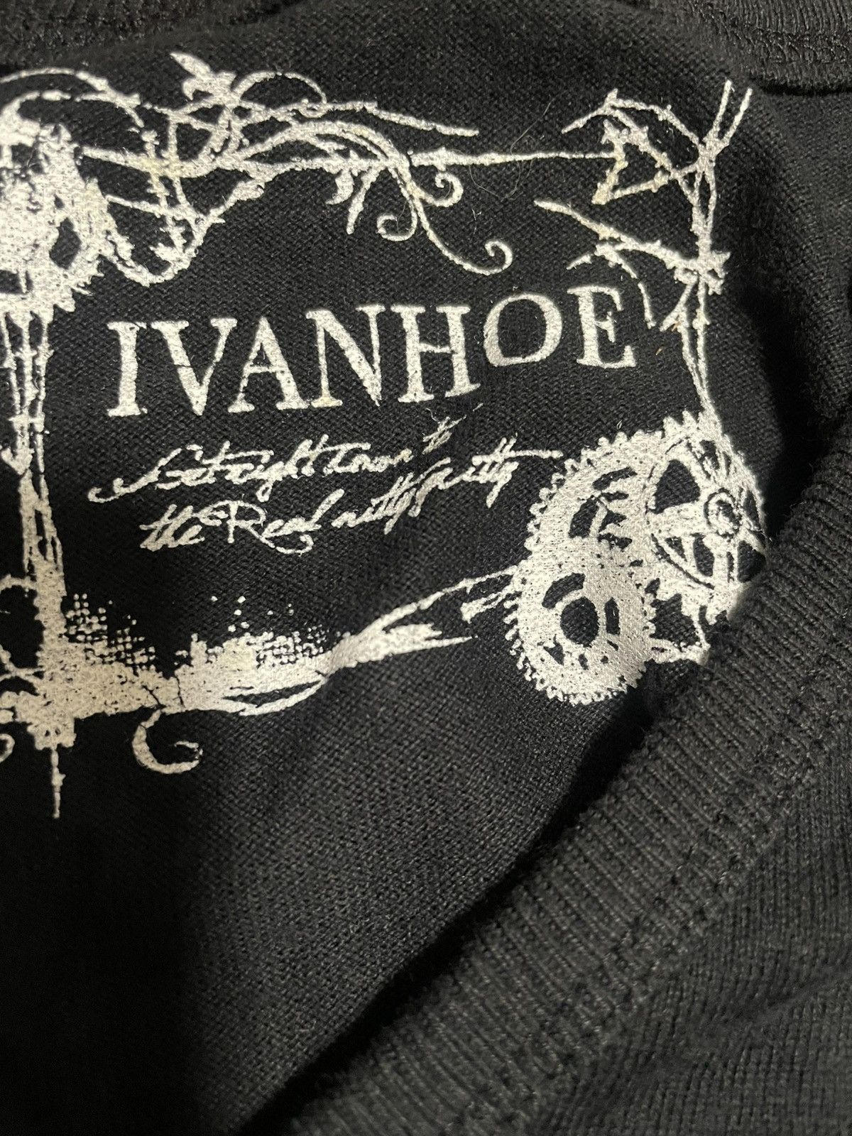 If Six Was Nine 2000s Japanese archive skull glitter tee Size US M / EU 48-50 / 2 - 6 Thumbnail