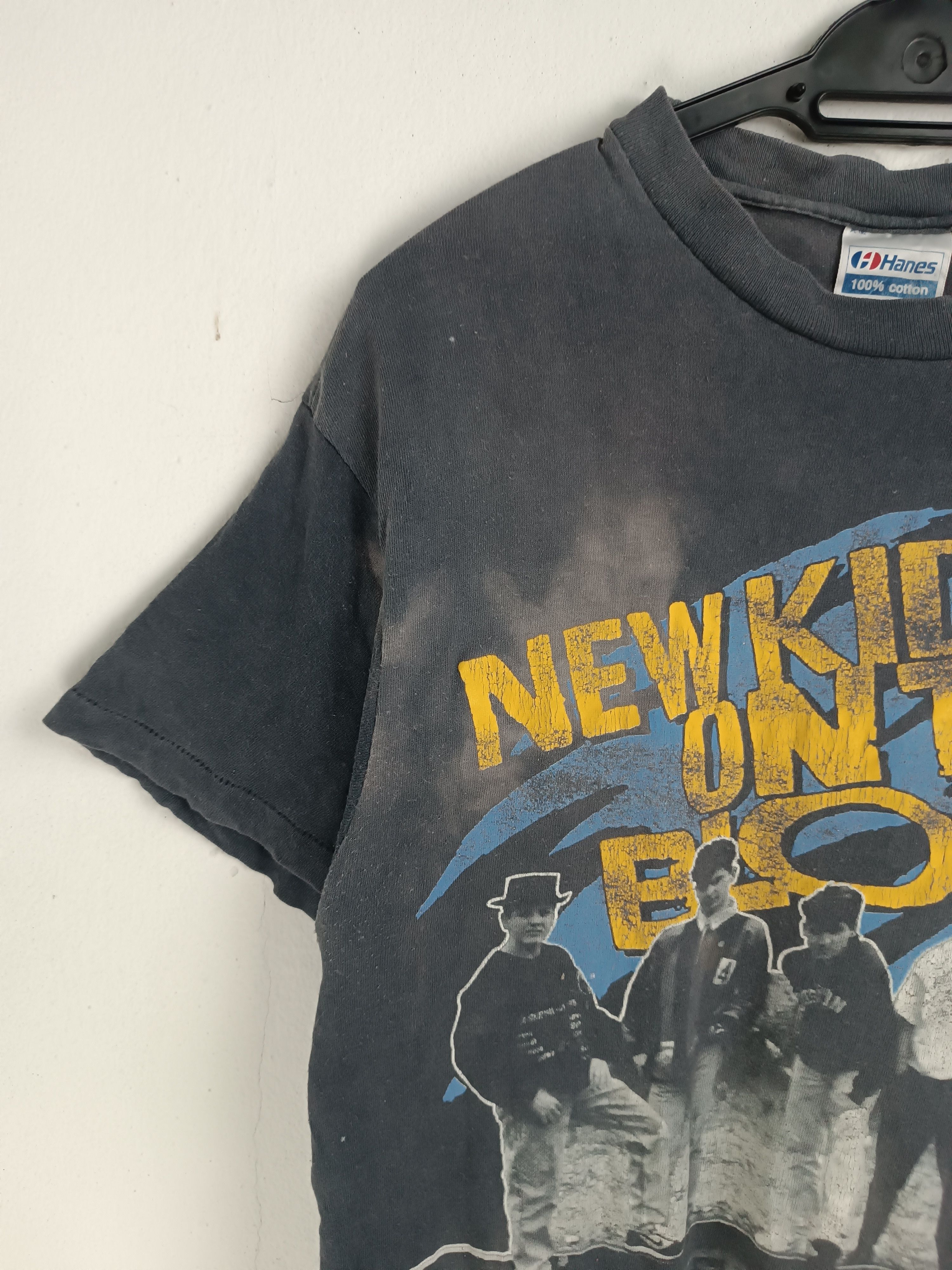 Vintage THRASHED FADED VINTAGE 80s NEW KIDS ON THE BLOCK VERY RARE Size US S / EU 44-46 / 1 - 4 Thumbnail