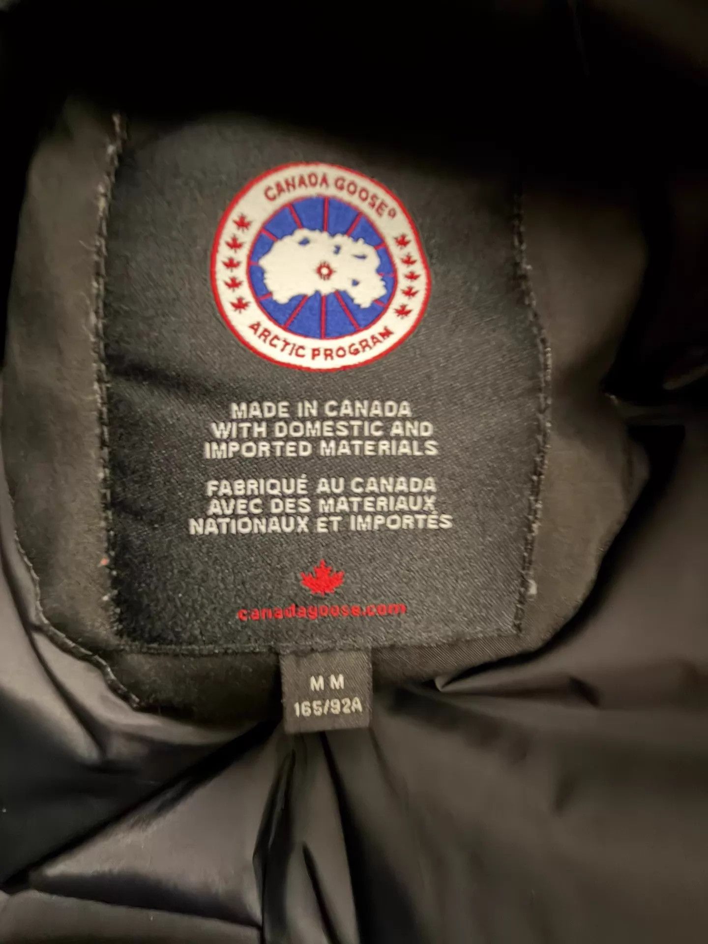 Canada Goose Canada Goose black down jacket M good condition Size M / US 6-8 / IT 42-44 - 6 Thumbnail