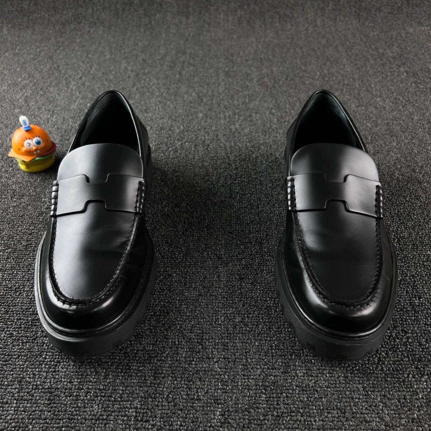 Hermes Hermes Black Loafers Size 40.5 HB5674 Size US 7.5 / EU 40-41 - 2 Thumbnail